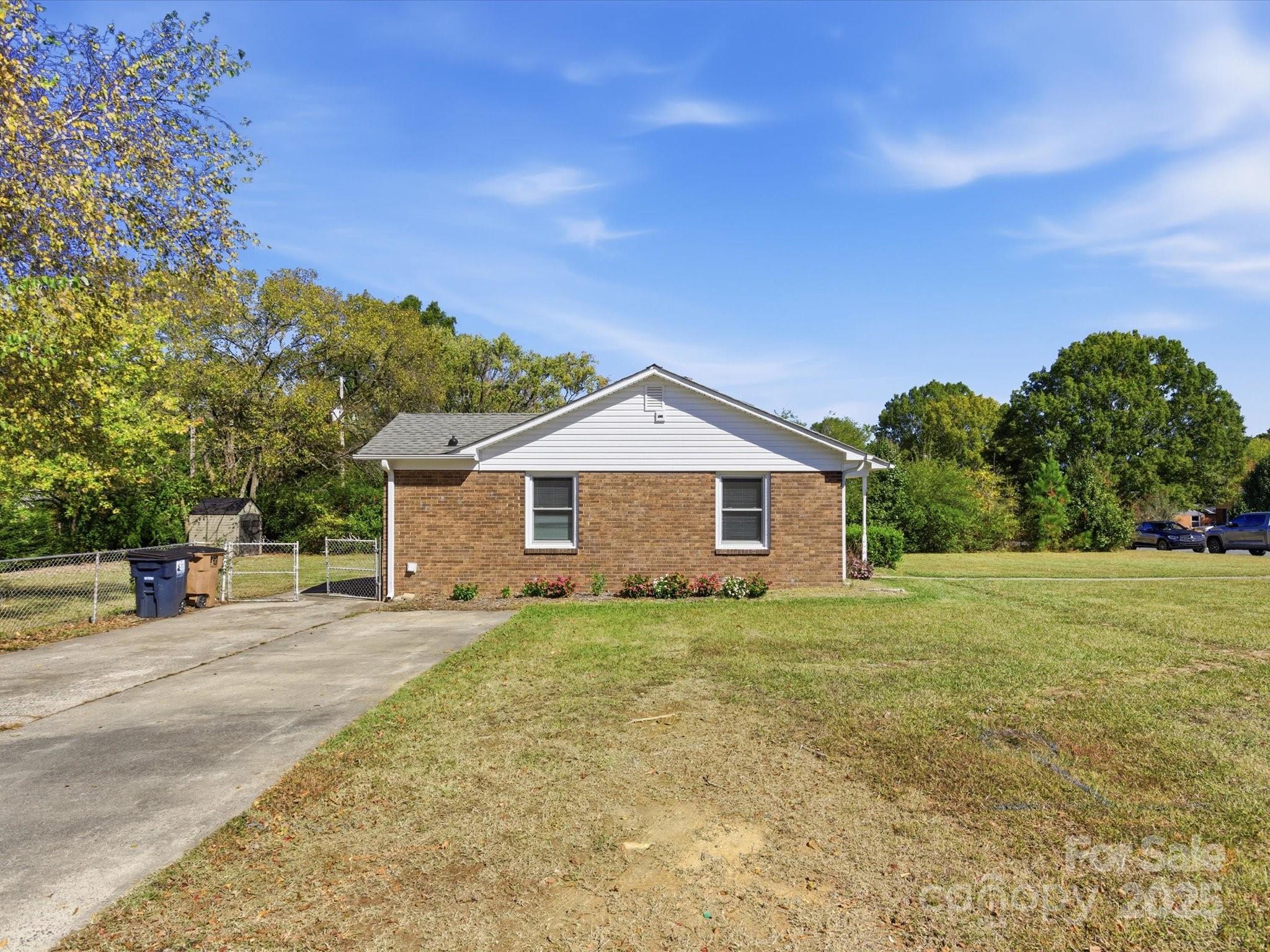 6101 Clearwater Drive