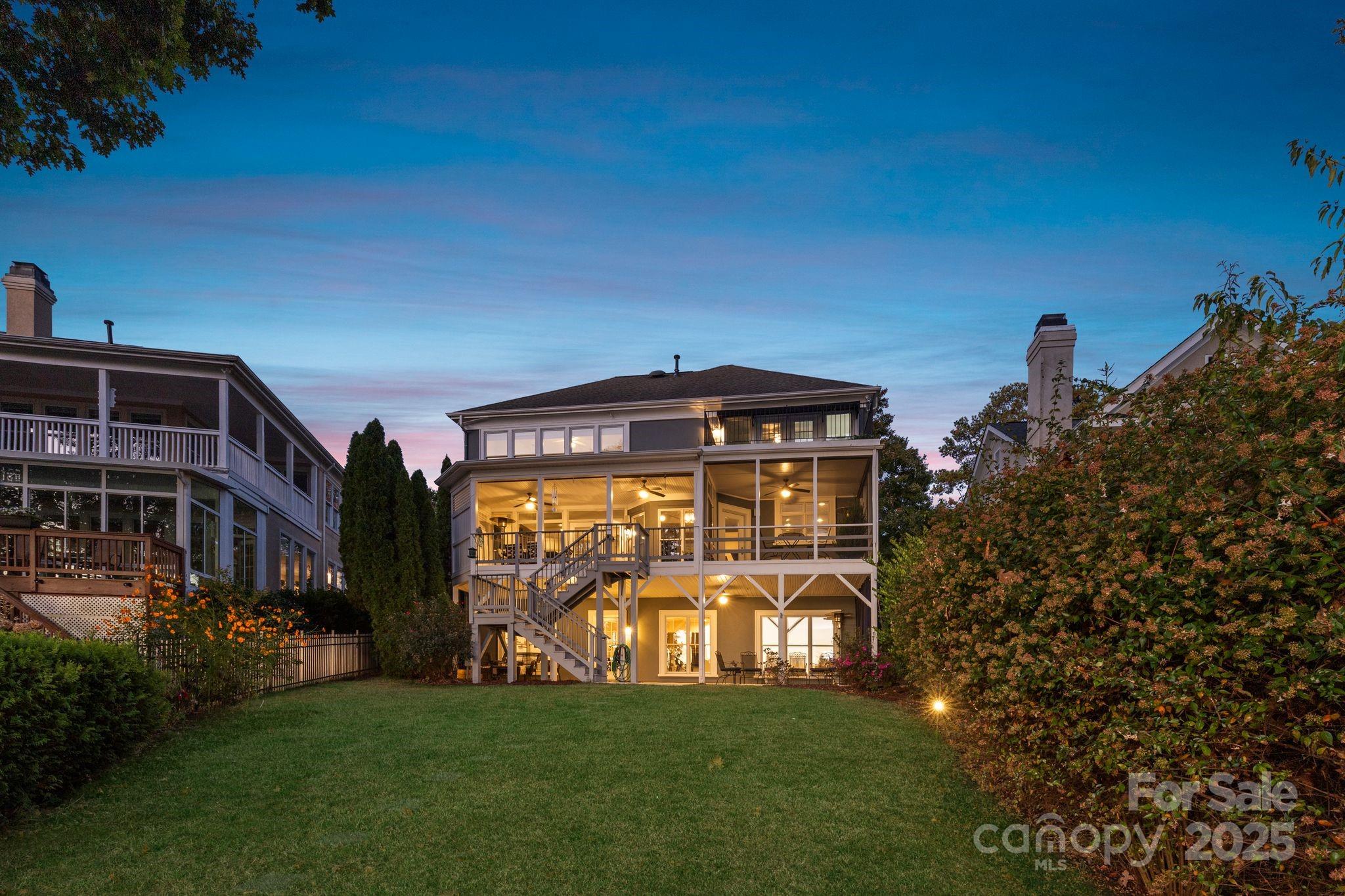 The Peninsula - Residential