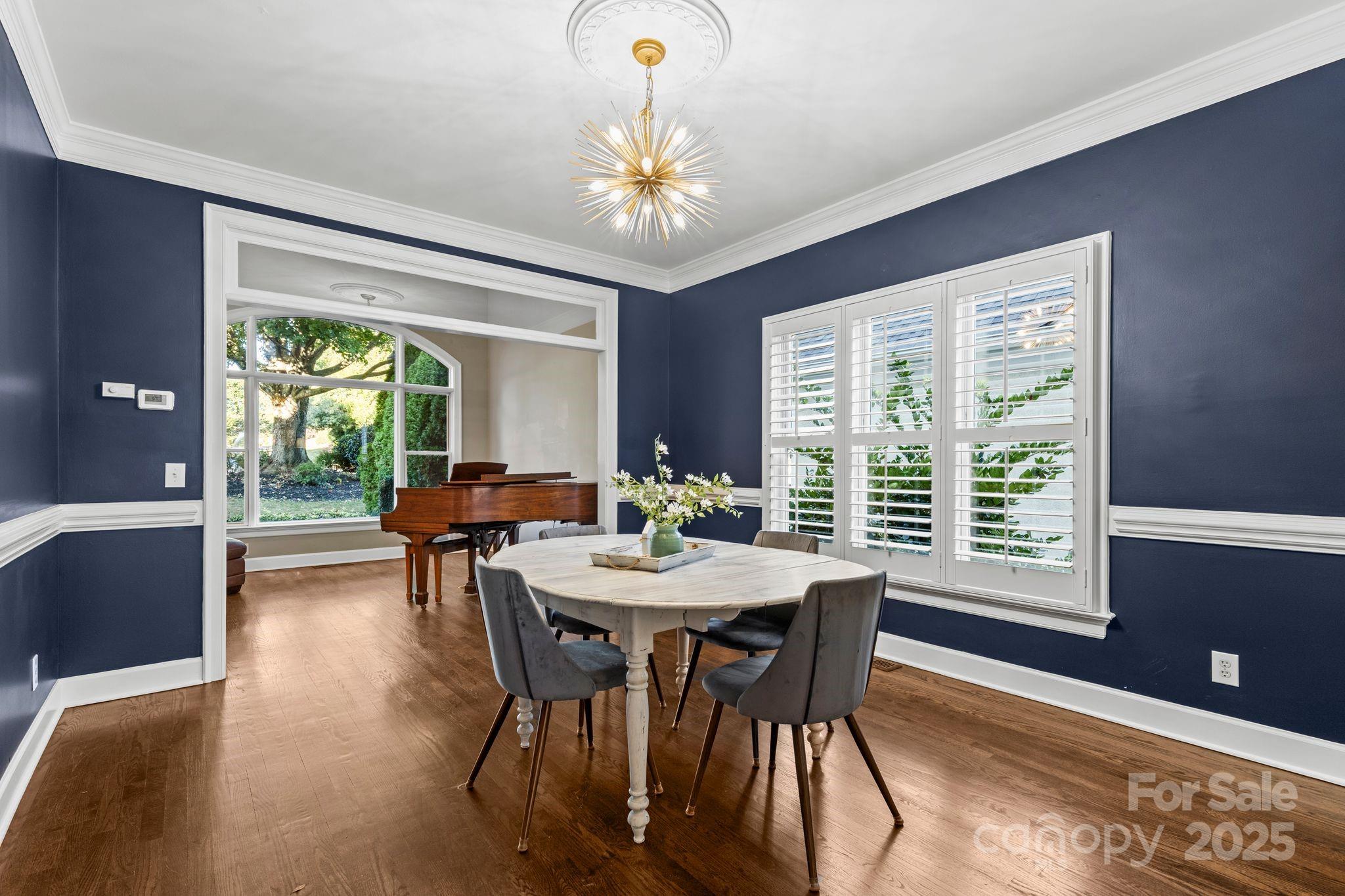 The Peninsula - Residential