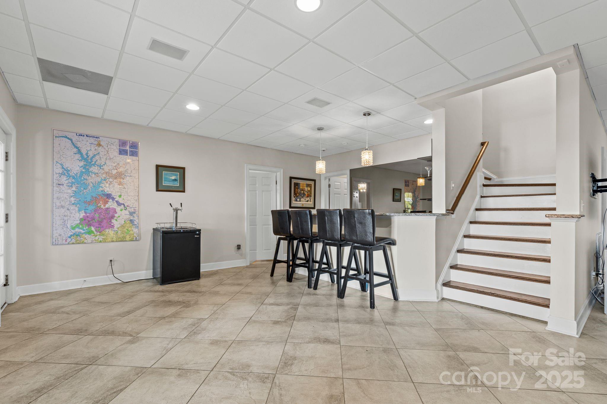 The Peninsula - Residential