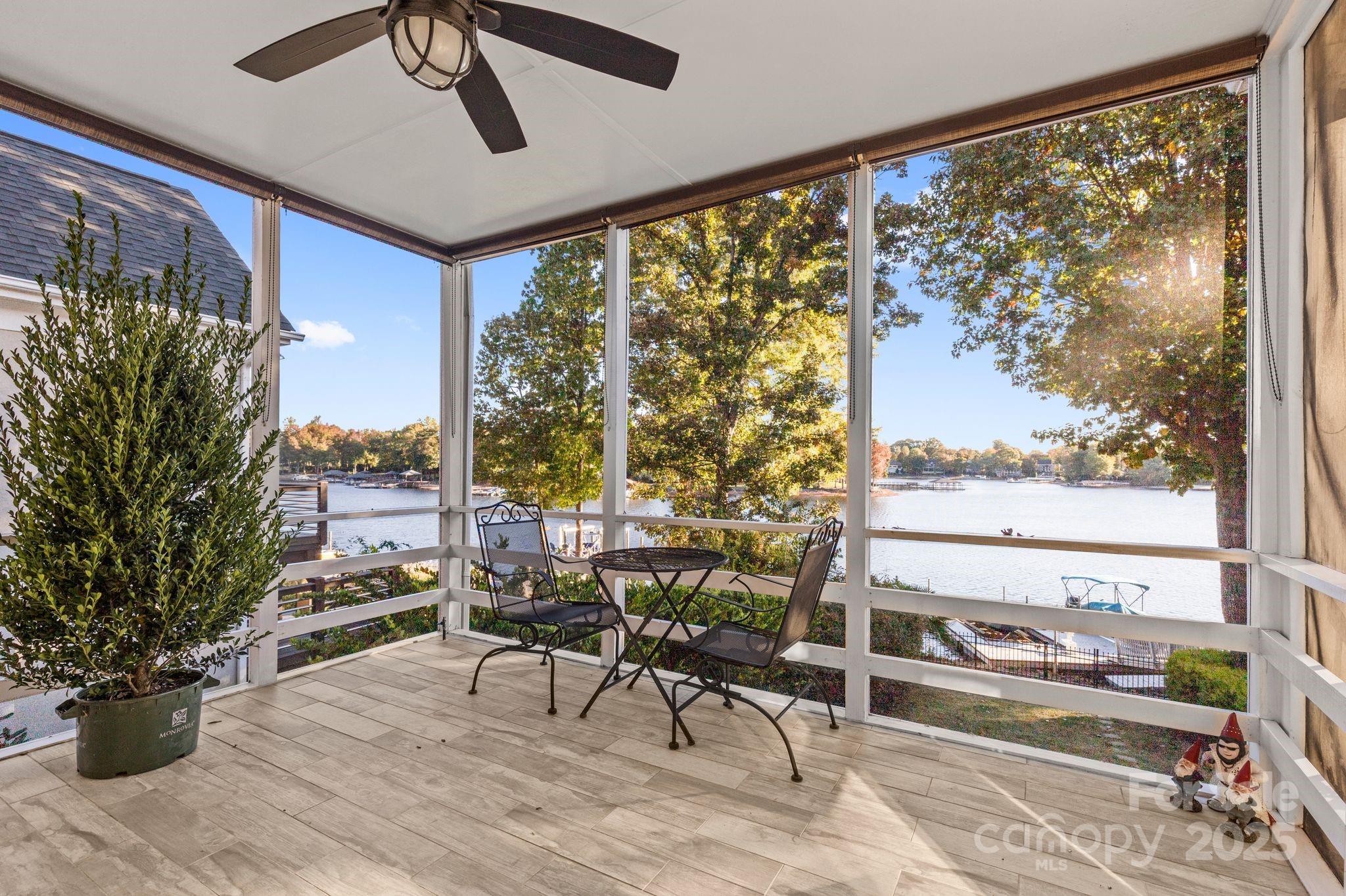 The Peninsula - Residential