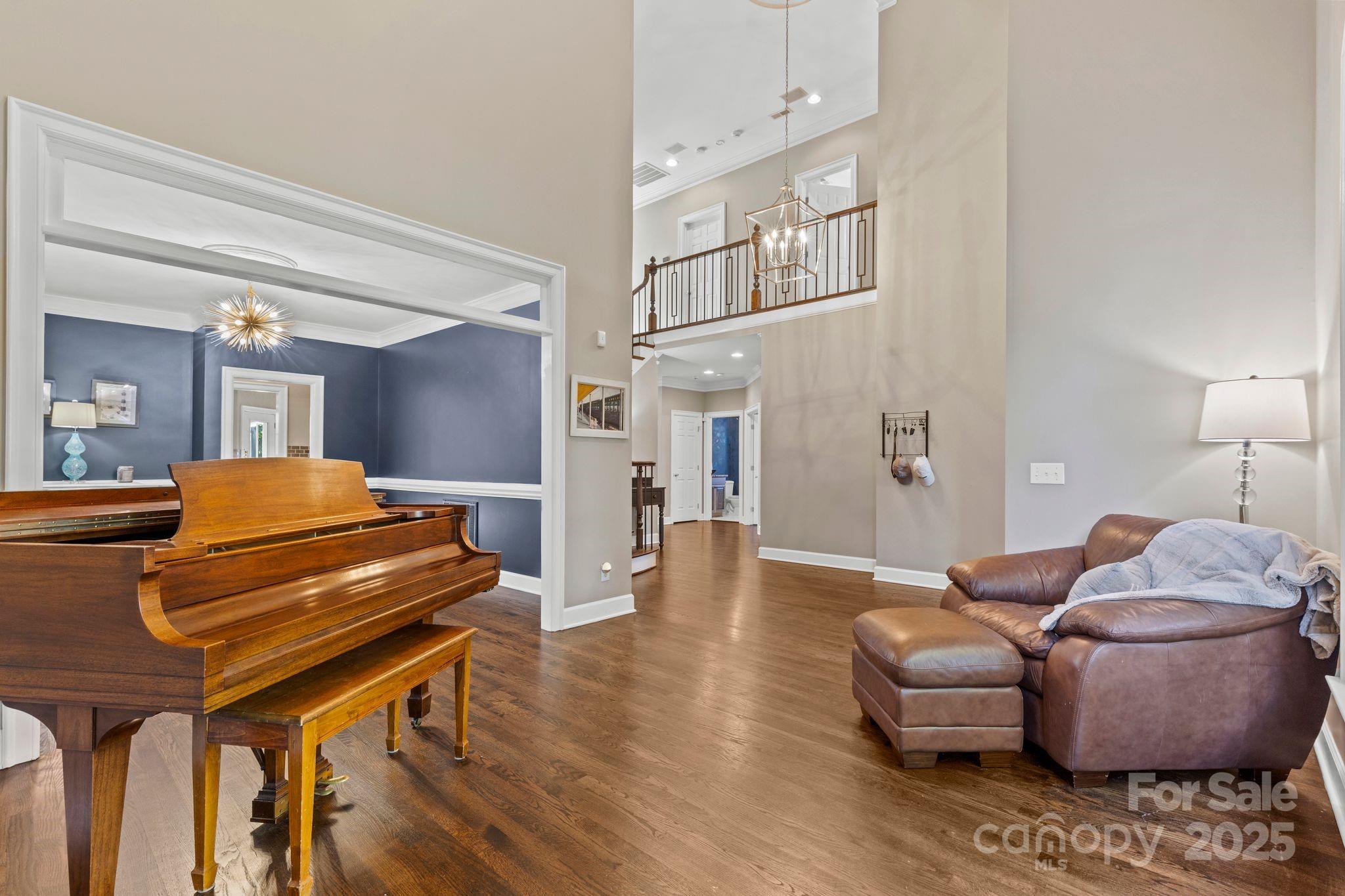 The Peninsula - Residential