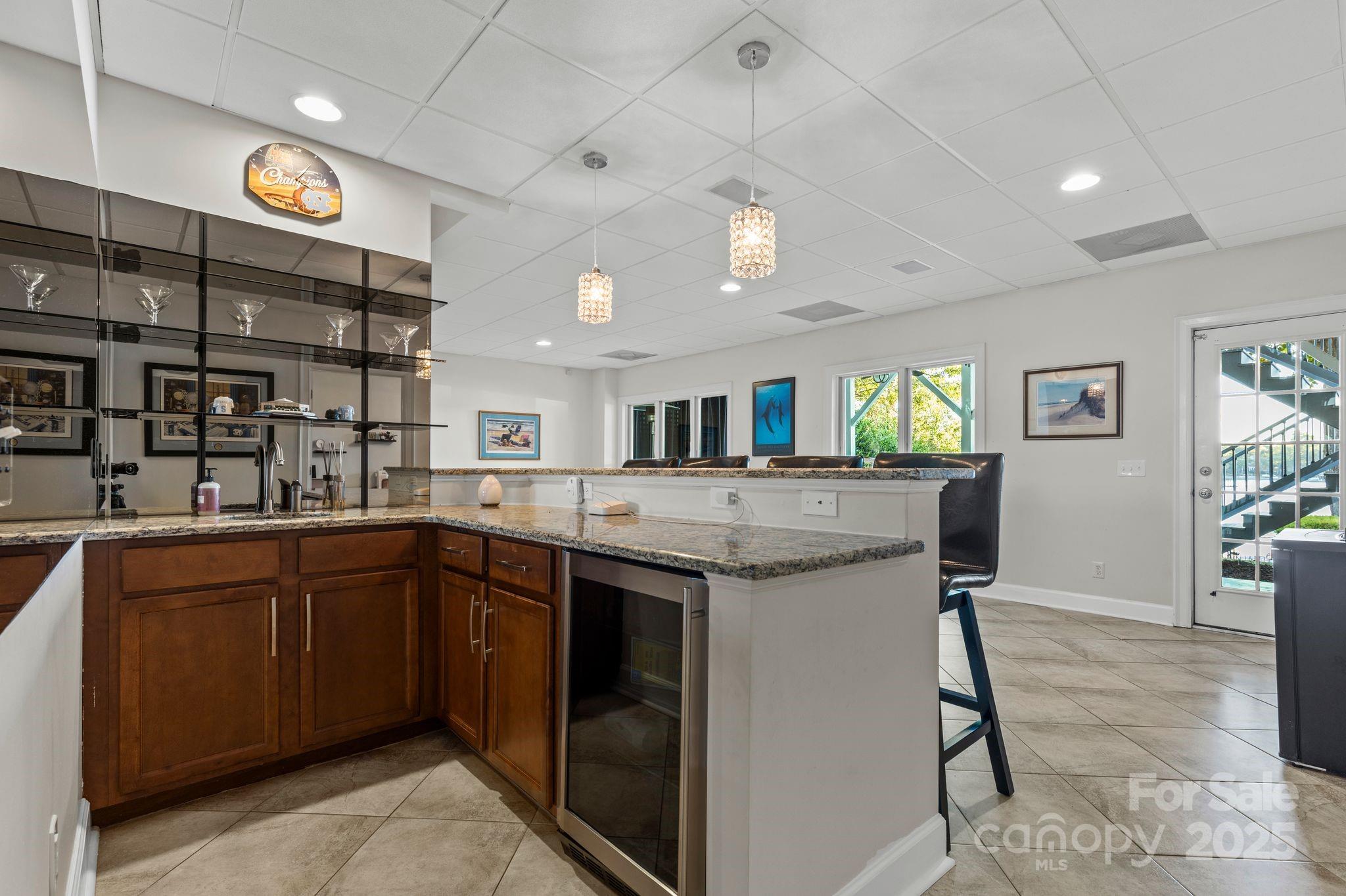 The Peninsula - Residential