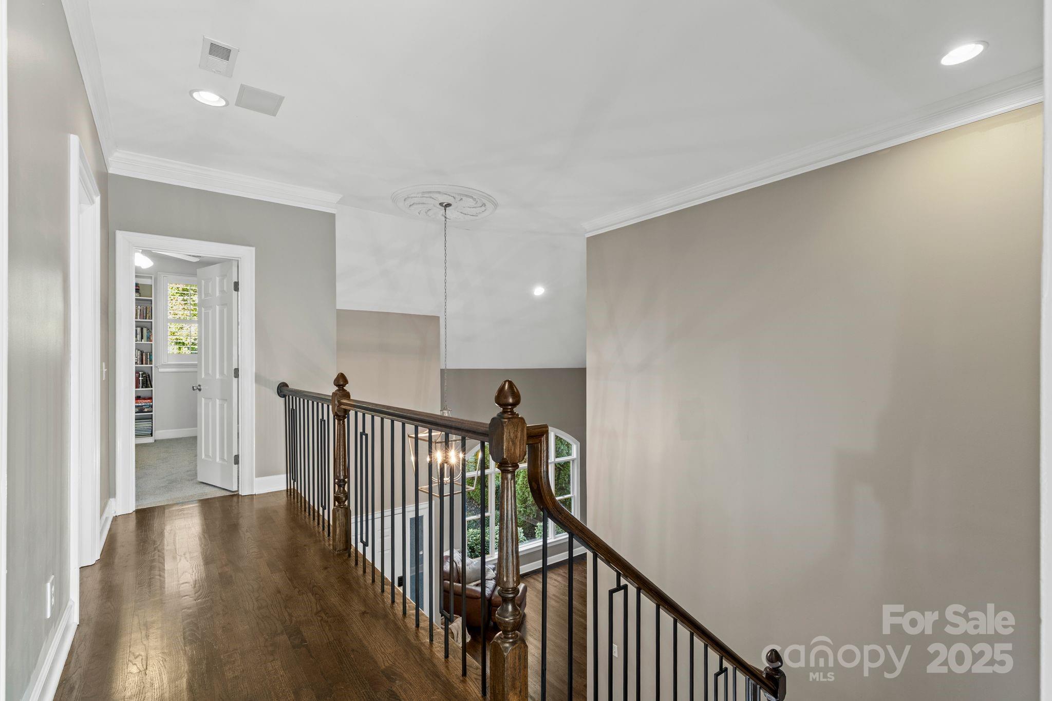 The Peninsula - Residential