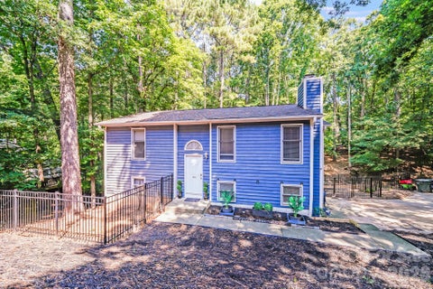 Photo of 2116 Bon Villa Way, Fort Mill, SC 29708 (MLS # 4428026)