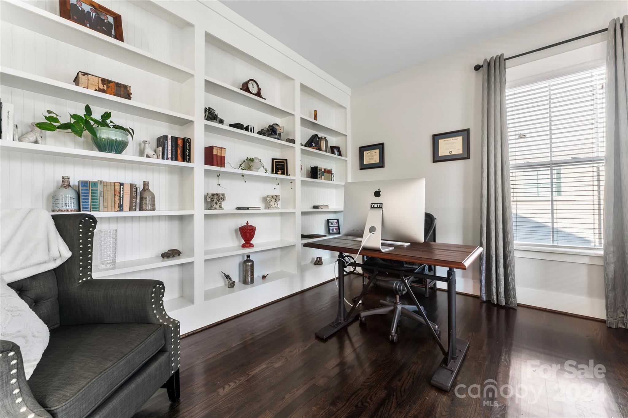 Riverwalk - Residential