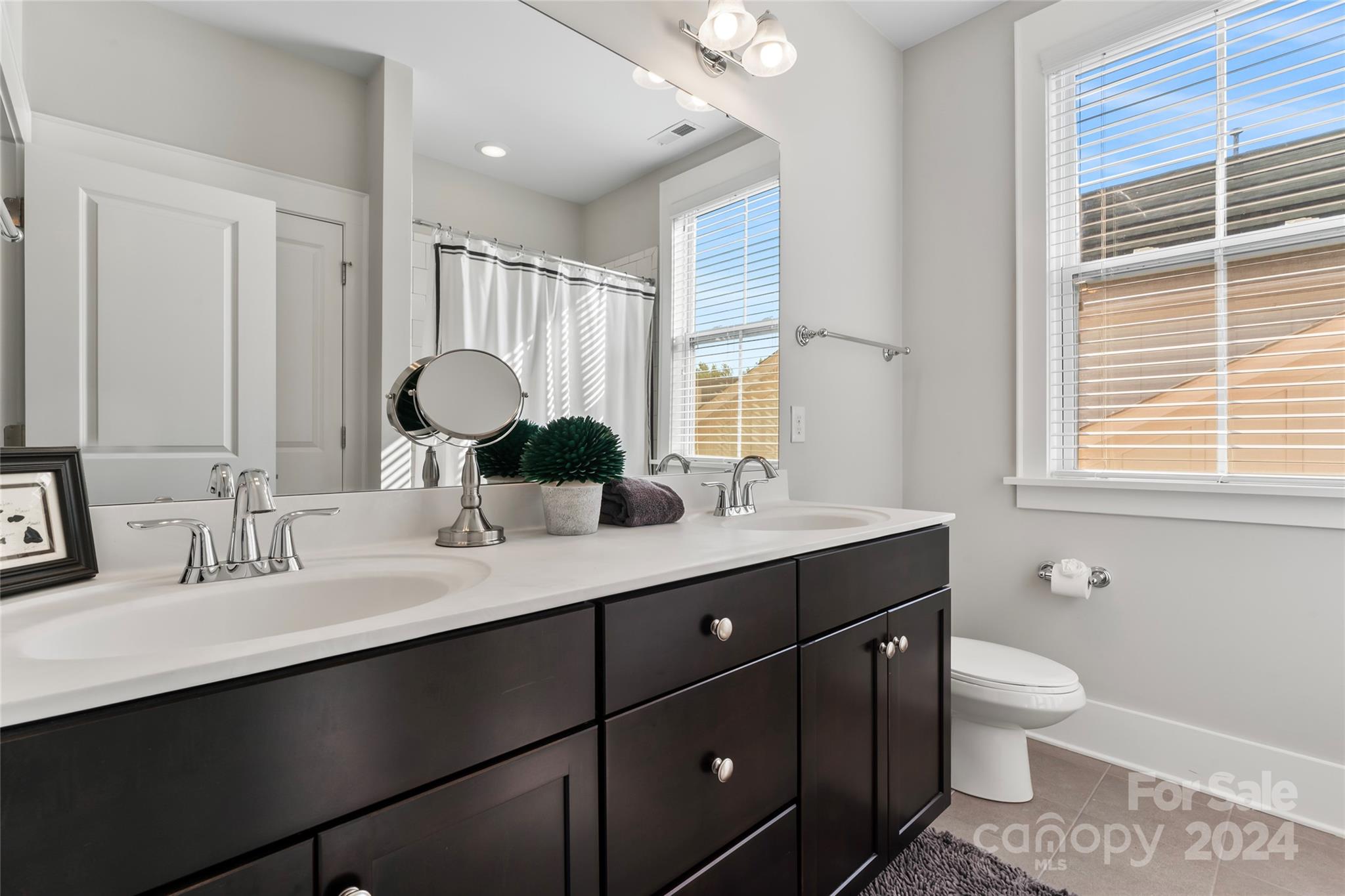 Riverwalk - Residential