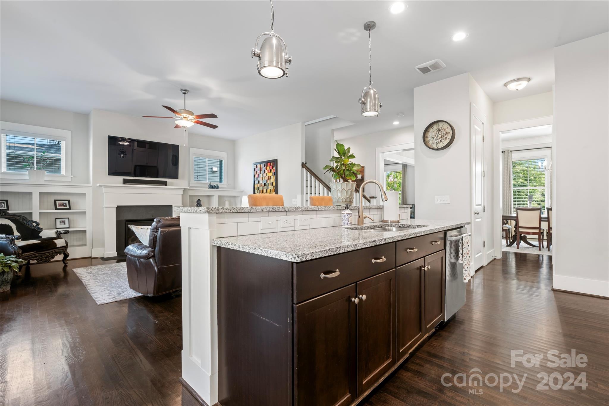 Riverwalk - Residential