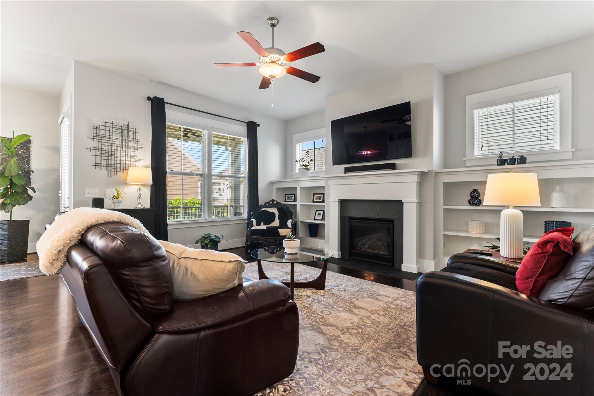 Riverwalk - Residential