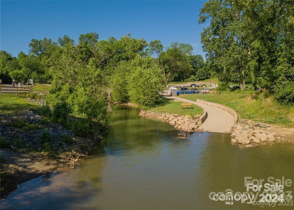 Riverwalk - Residential