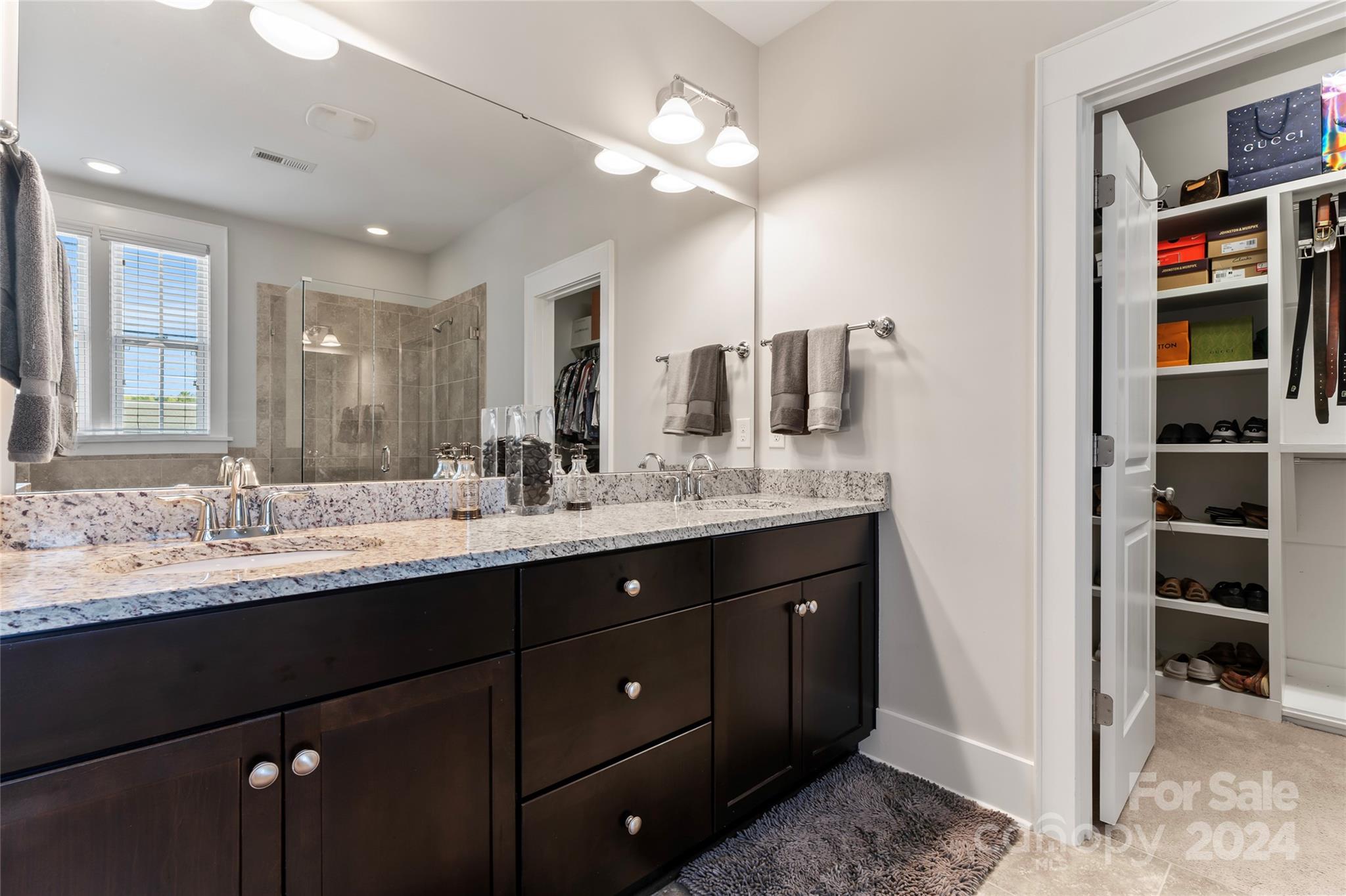 Riverwalk - Residential