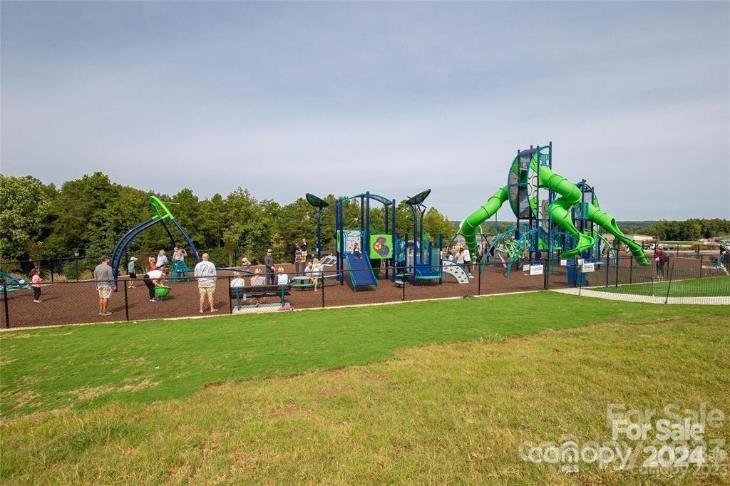 Riverwalk - Residential