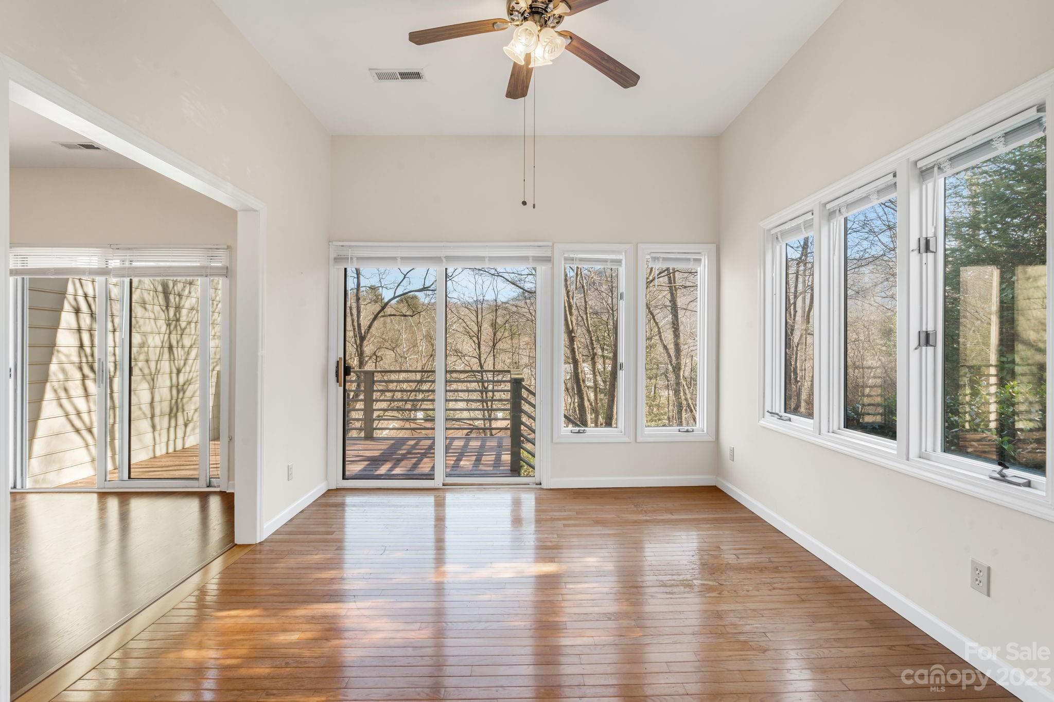 Riverknoll - Residential