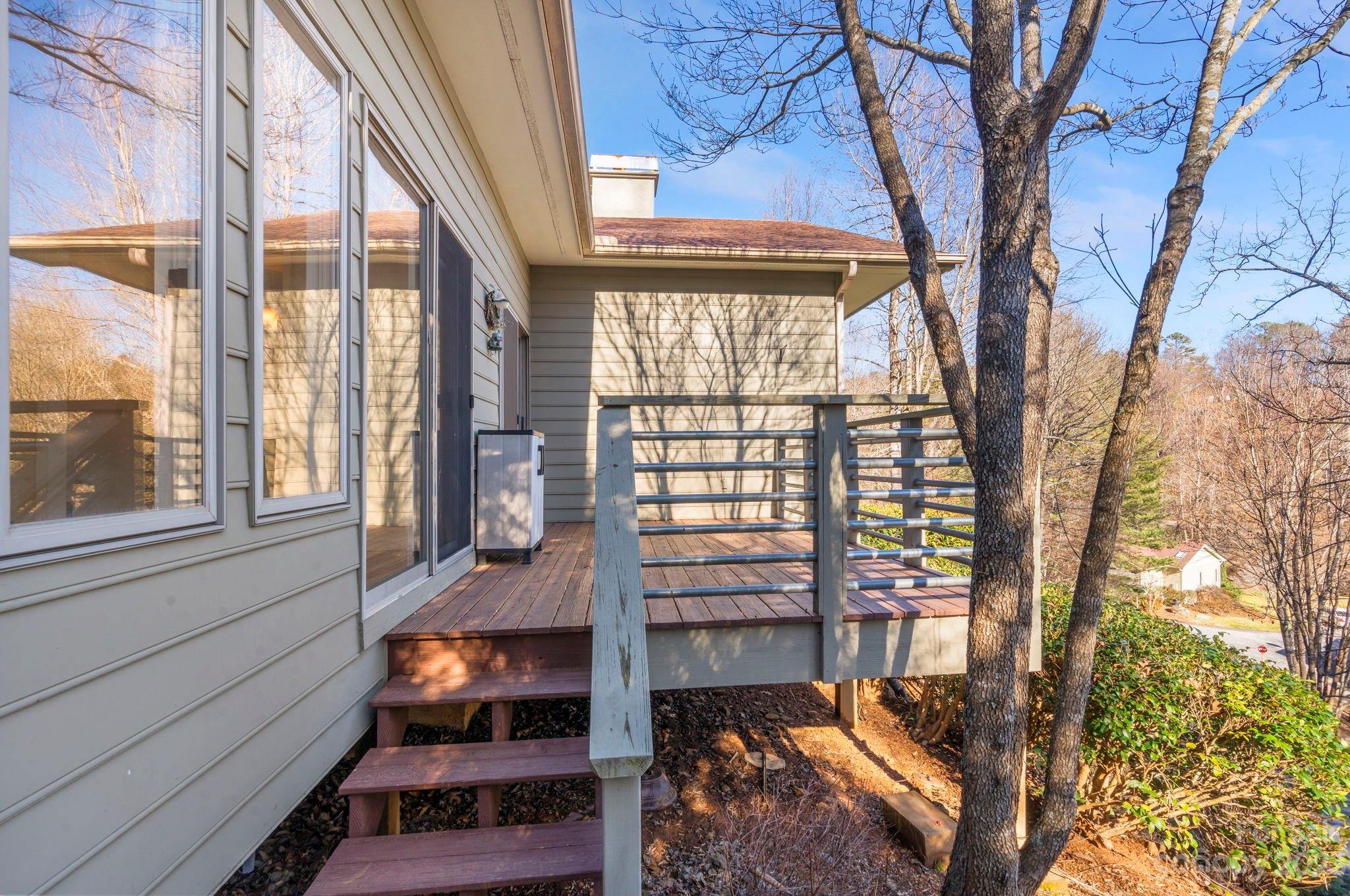 Riverknoll - Residential