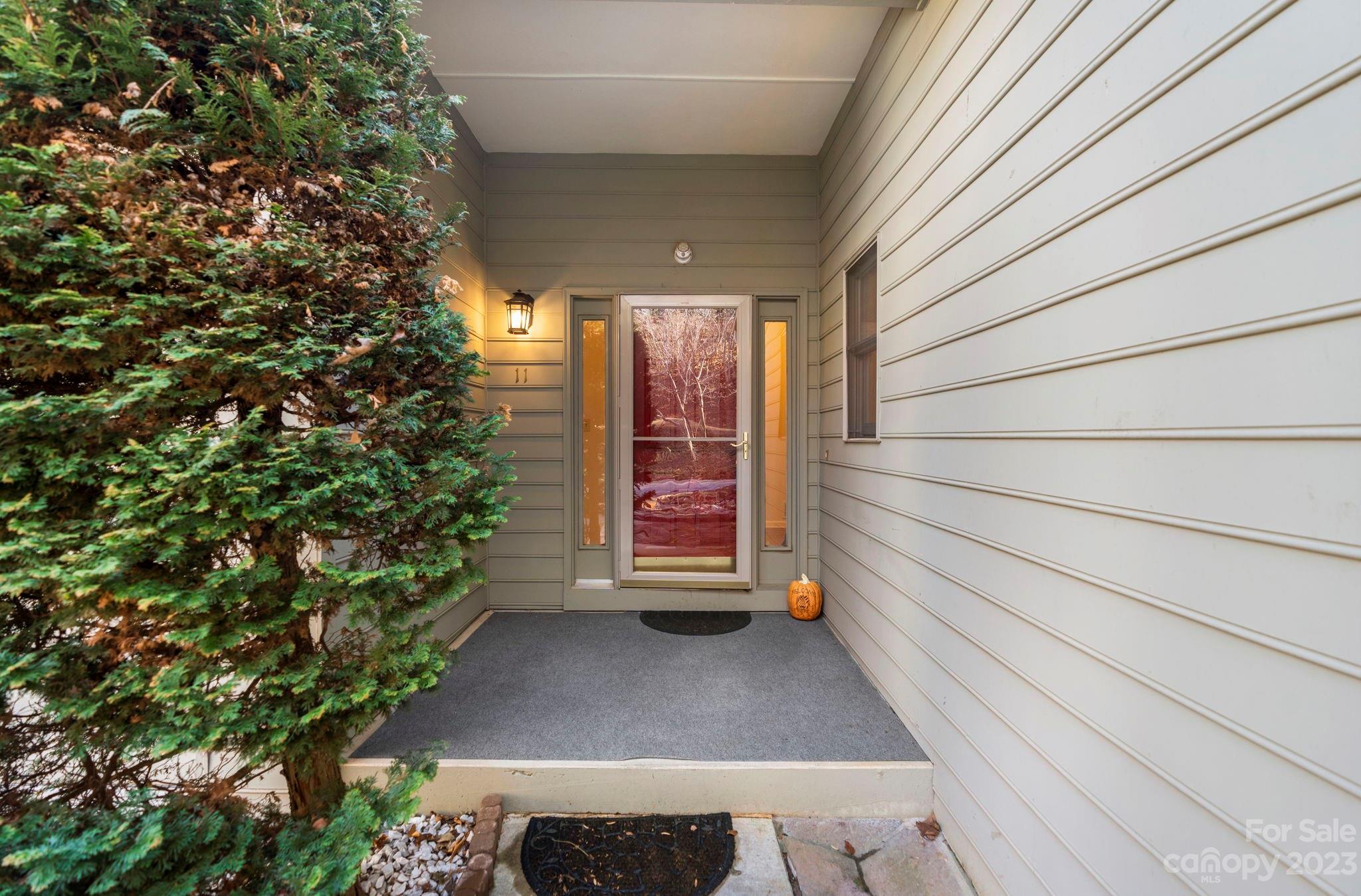 Riverknoll - Residential