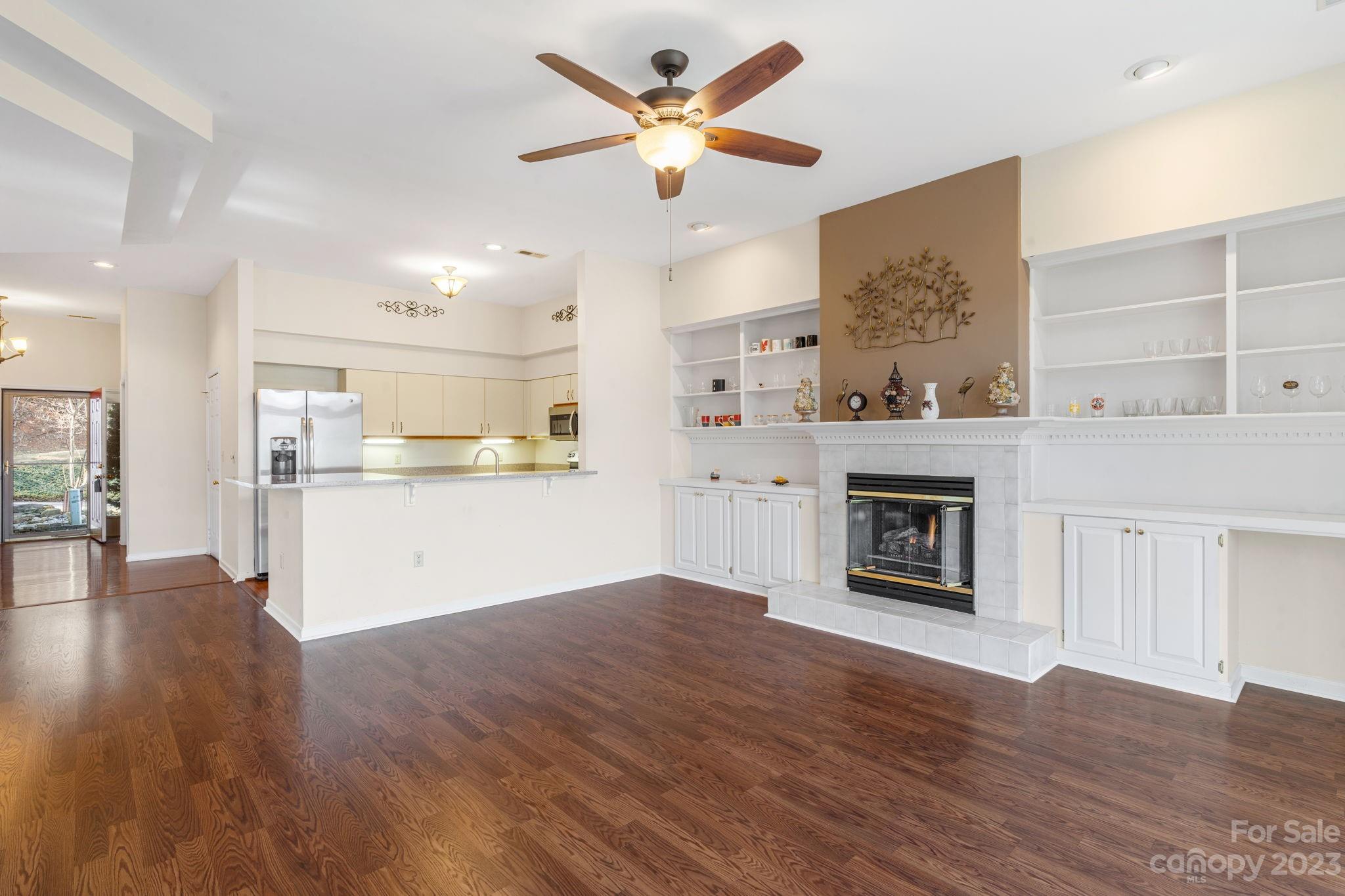 Riverknoll - Residential