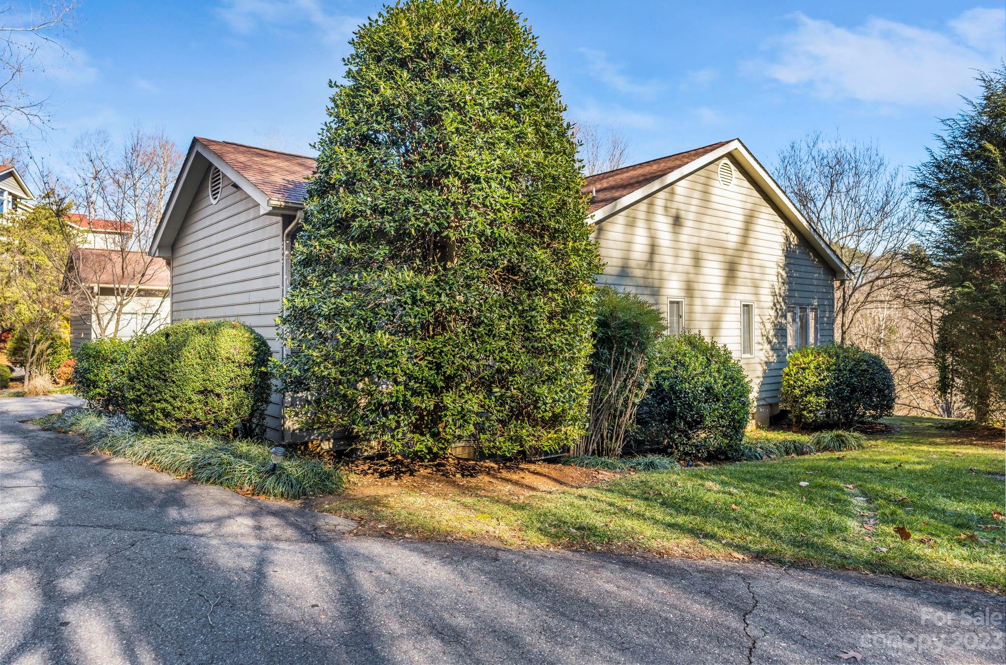 Riverknoll - Residential