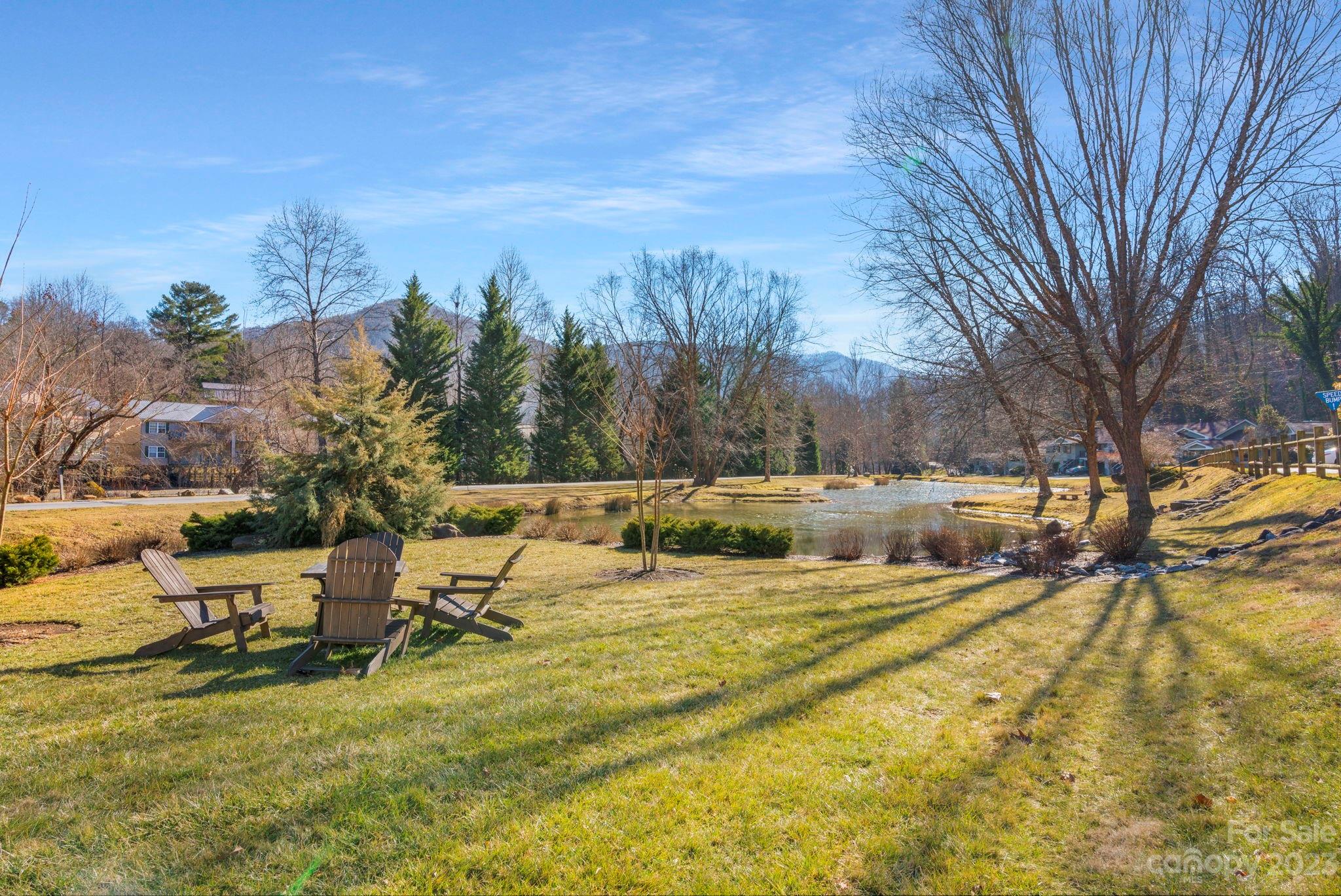 Riverknoll - Residential