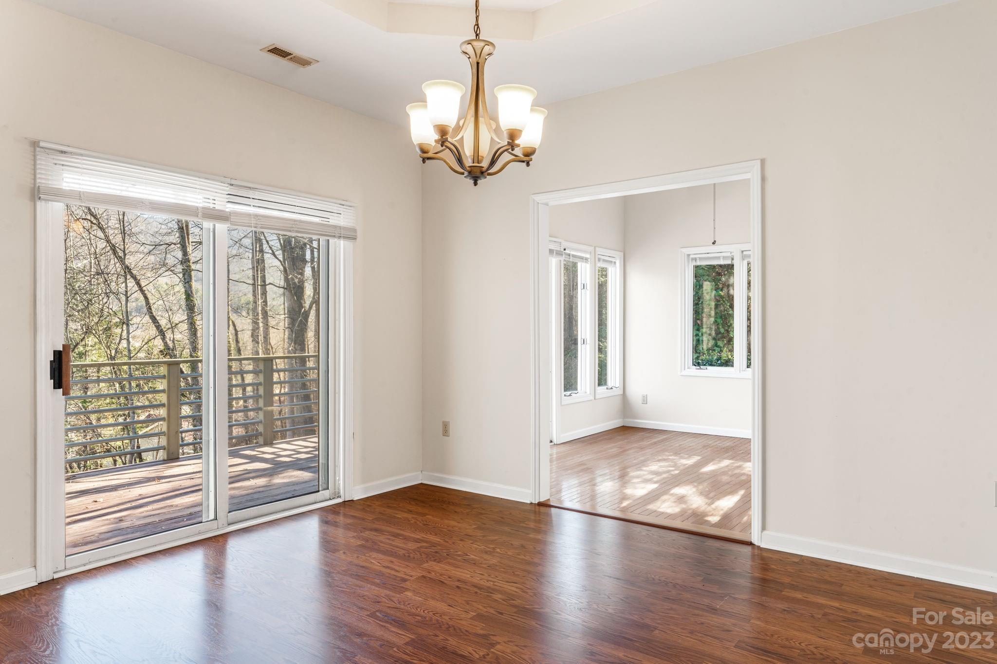 Riverknoll - Residential