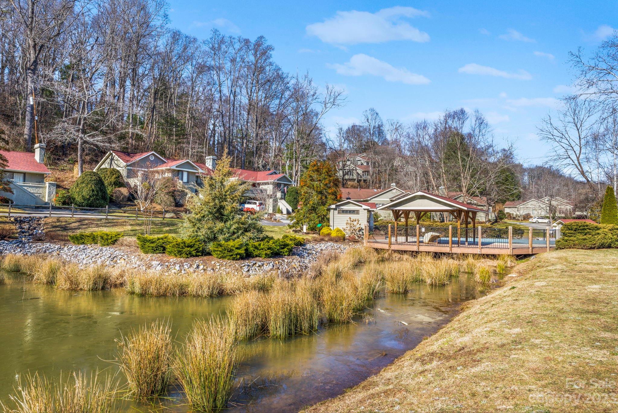 Riverknoll - Residential