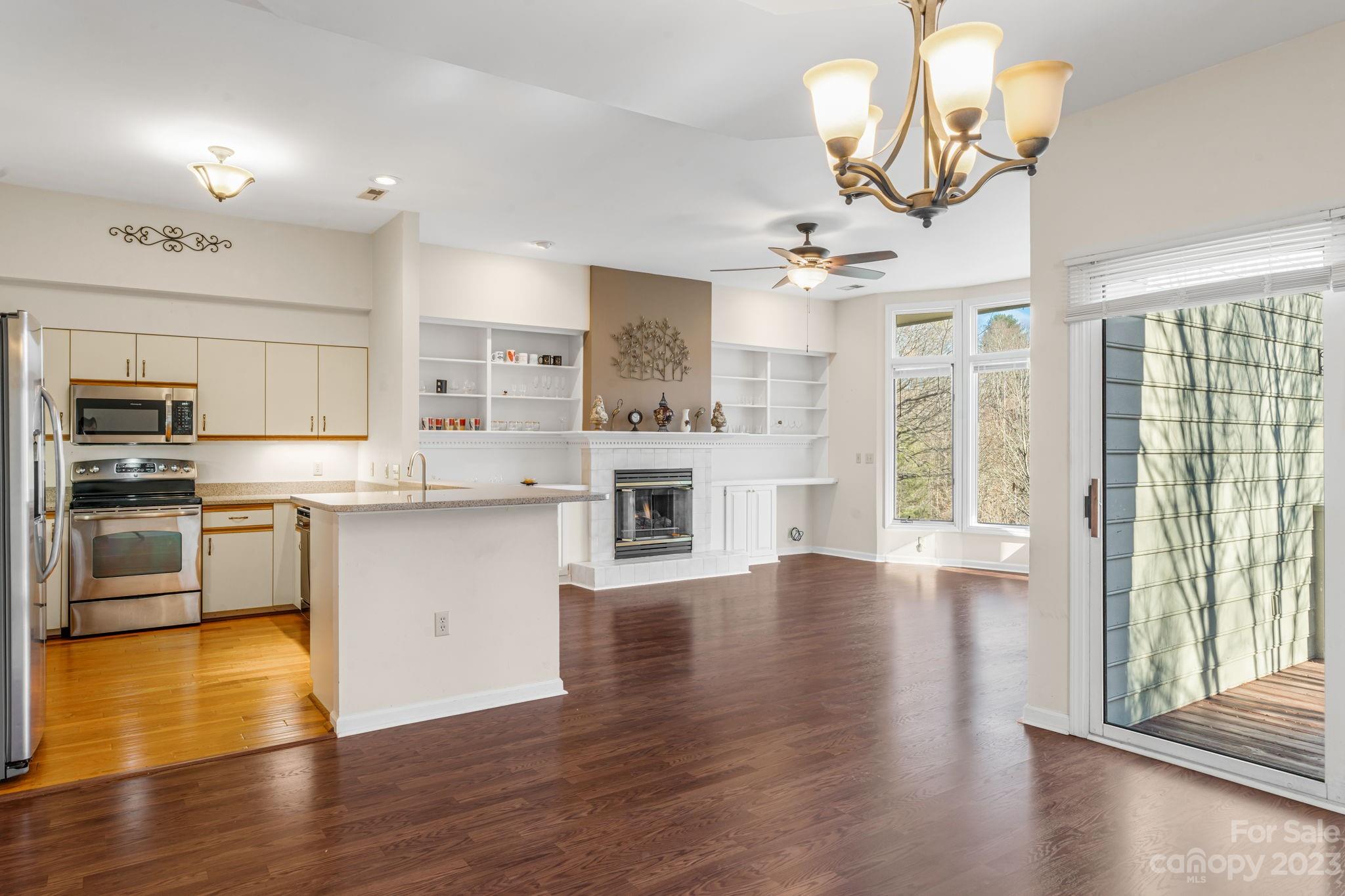 Riverknoll - Residential