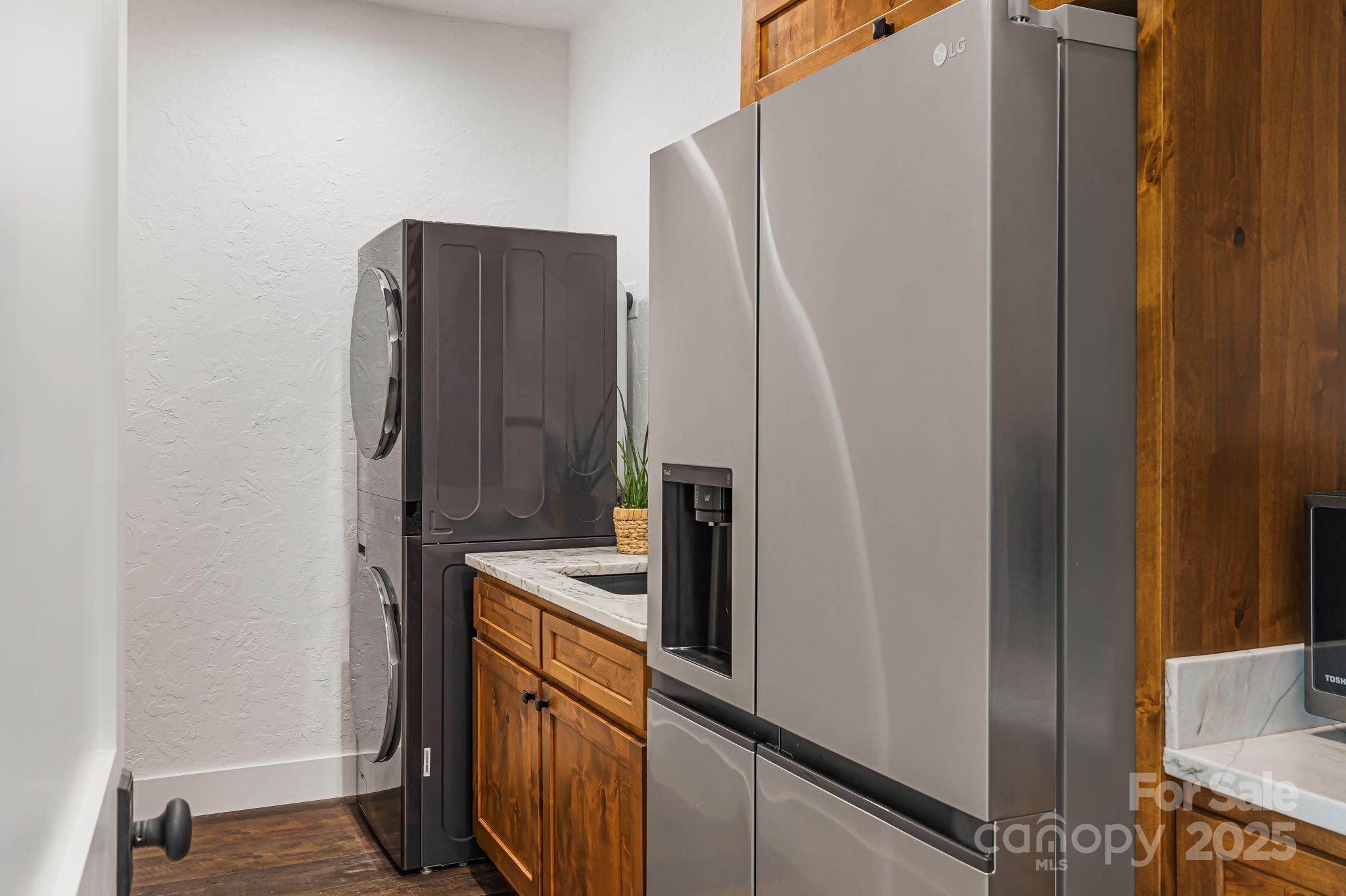 The Divide - Residential