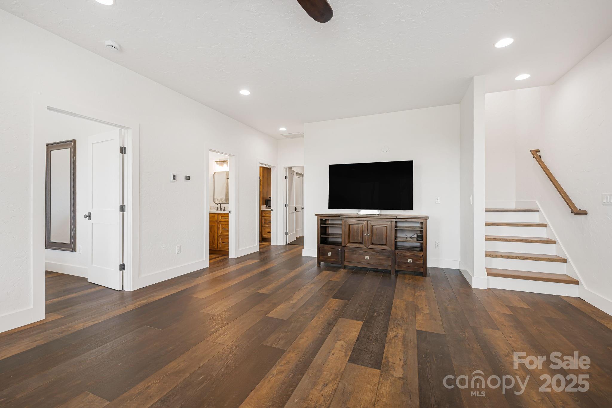 The Divide - Residential