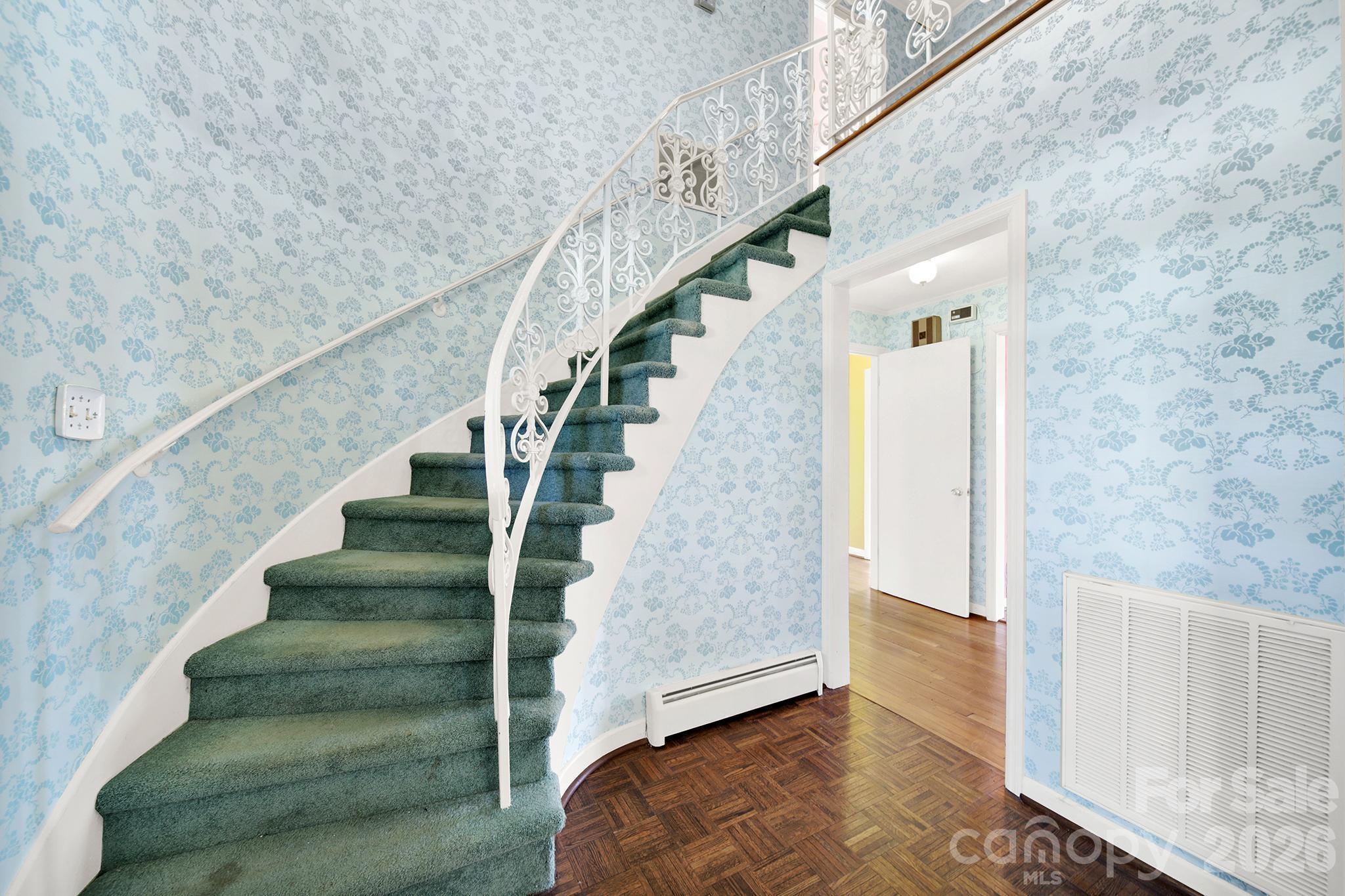 Forest Hills - Residential