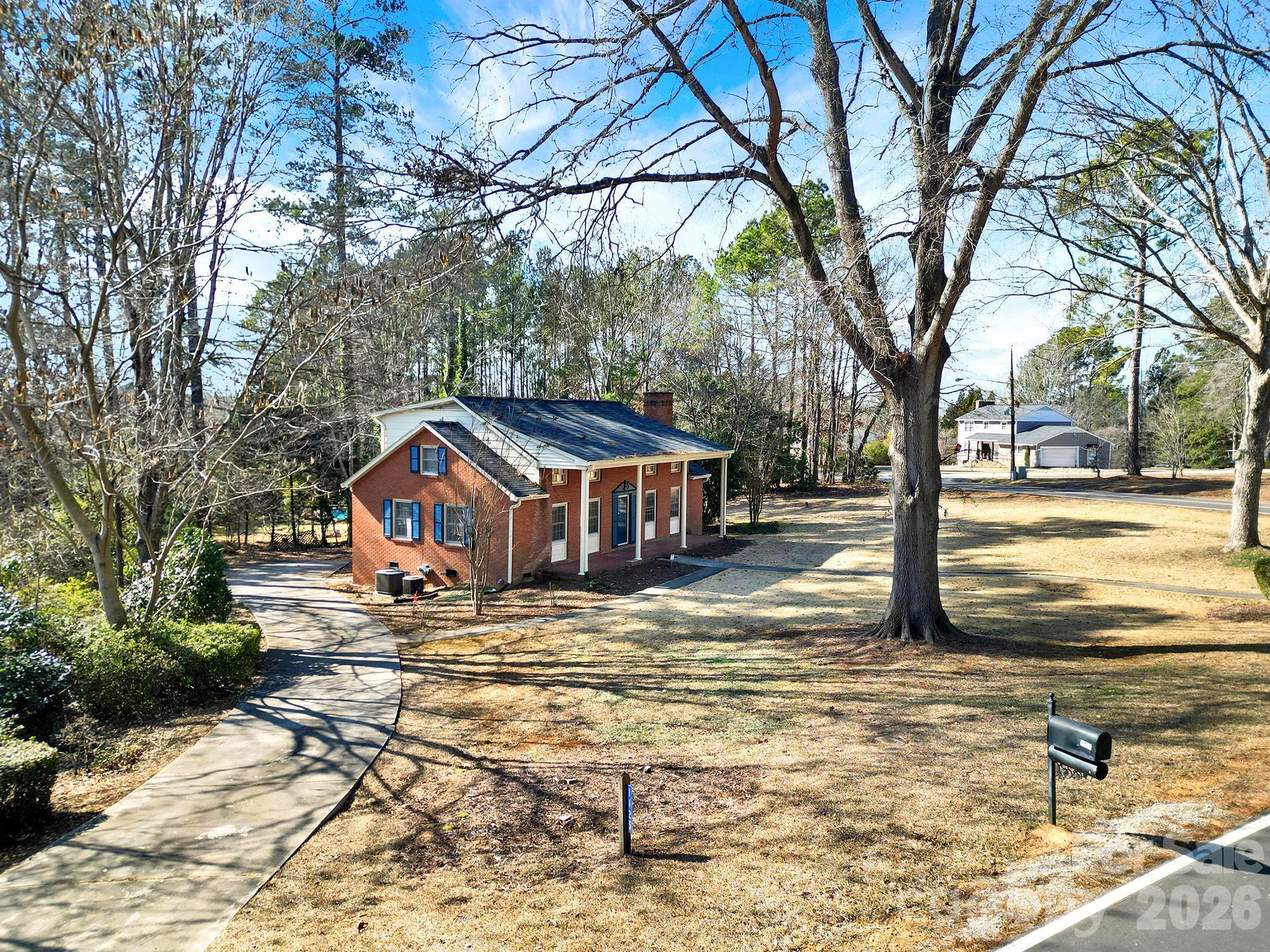 Forest Hills - Residential