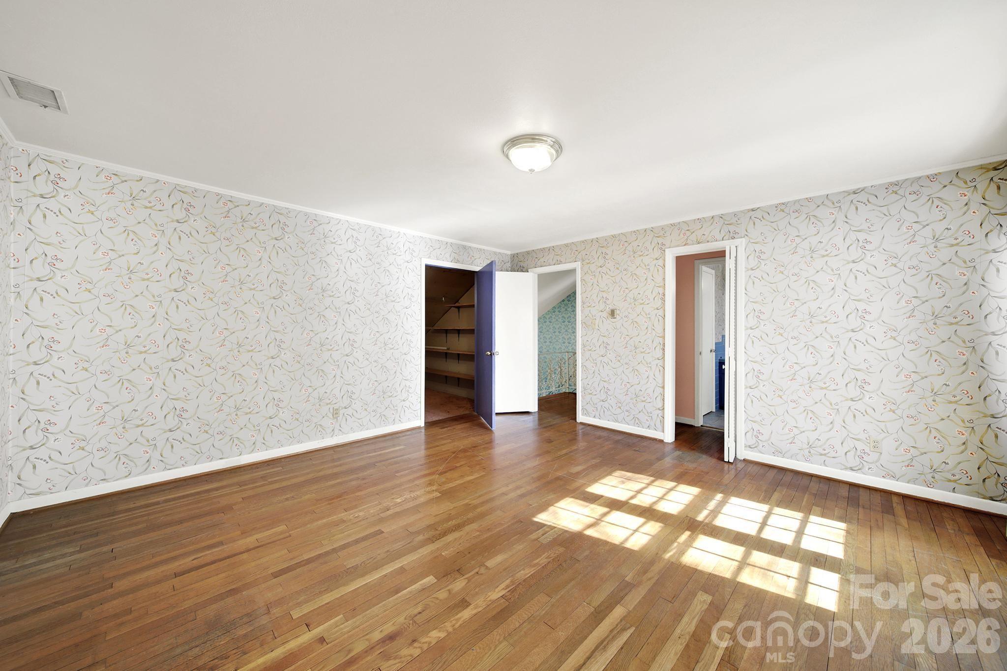 Forest Hills - Residential