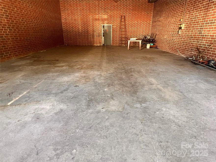 Buy 2 commercial building for 1 price!!!
Do not miss this good chance!!
Retail commercial property for sale. Rare to find this business property in this growing area. 1313 Hwy 9 Bypass property 2175 Sq included. (Currently leased for Antic store). This property runs dry cleaner plant all equipment and inventory will be conveyed. You can have a chance to be an owner of property and business owner.