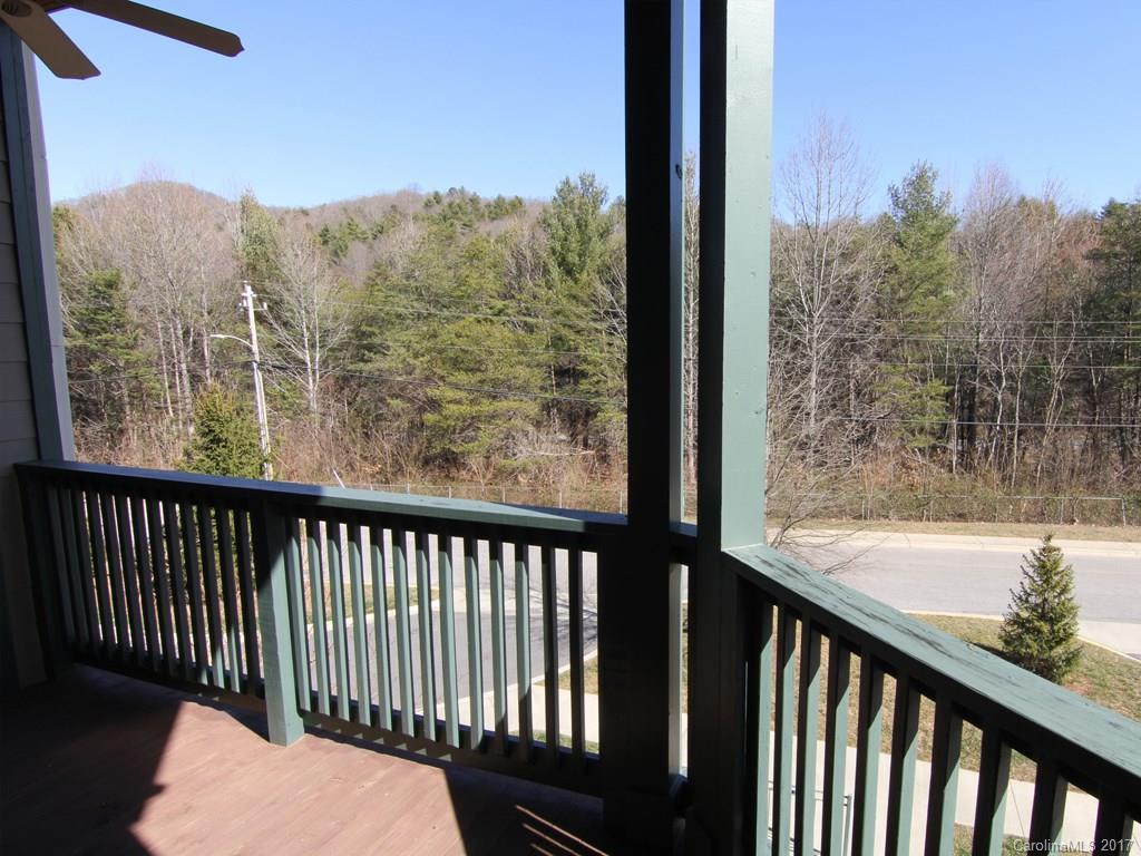 Beaucatcher House - Residential