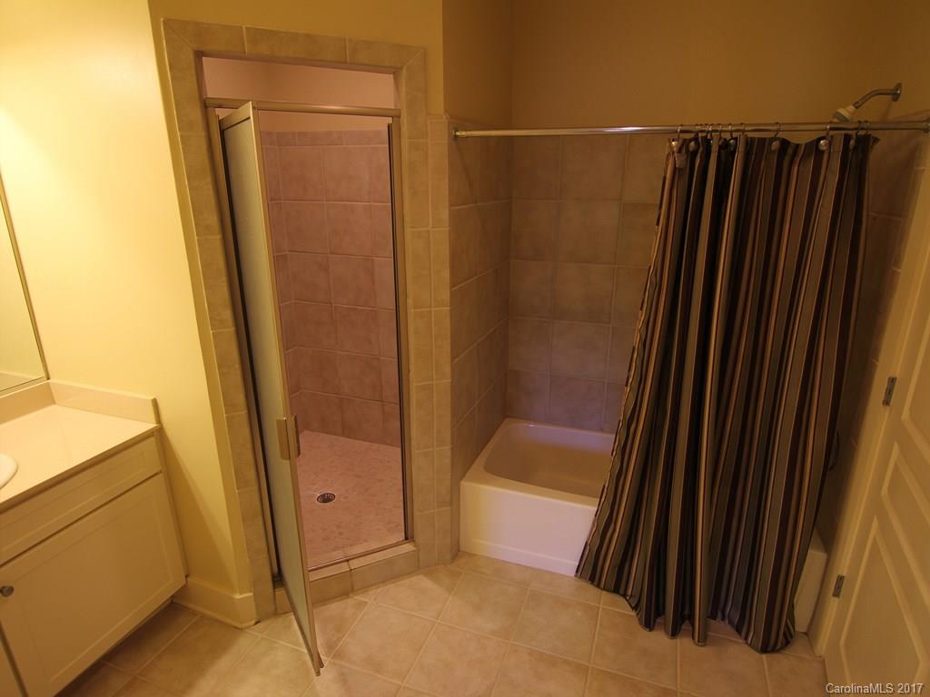 Beaucatcher House - Residential