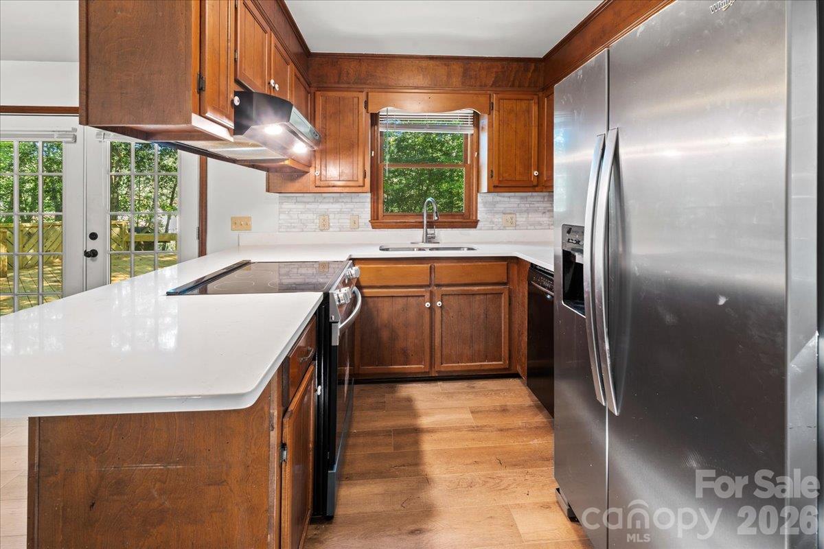 119 Pioneer Drive