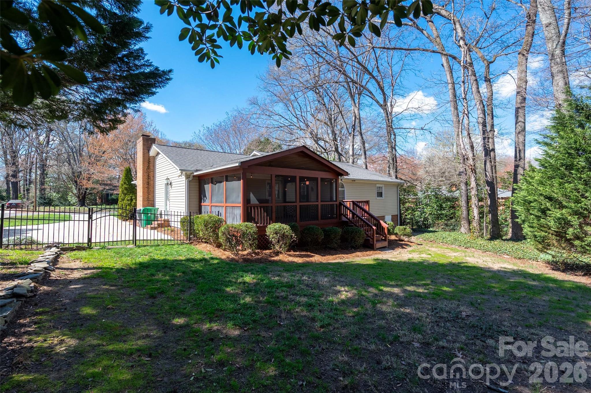 Beverly Woods - Residential