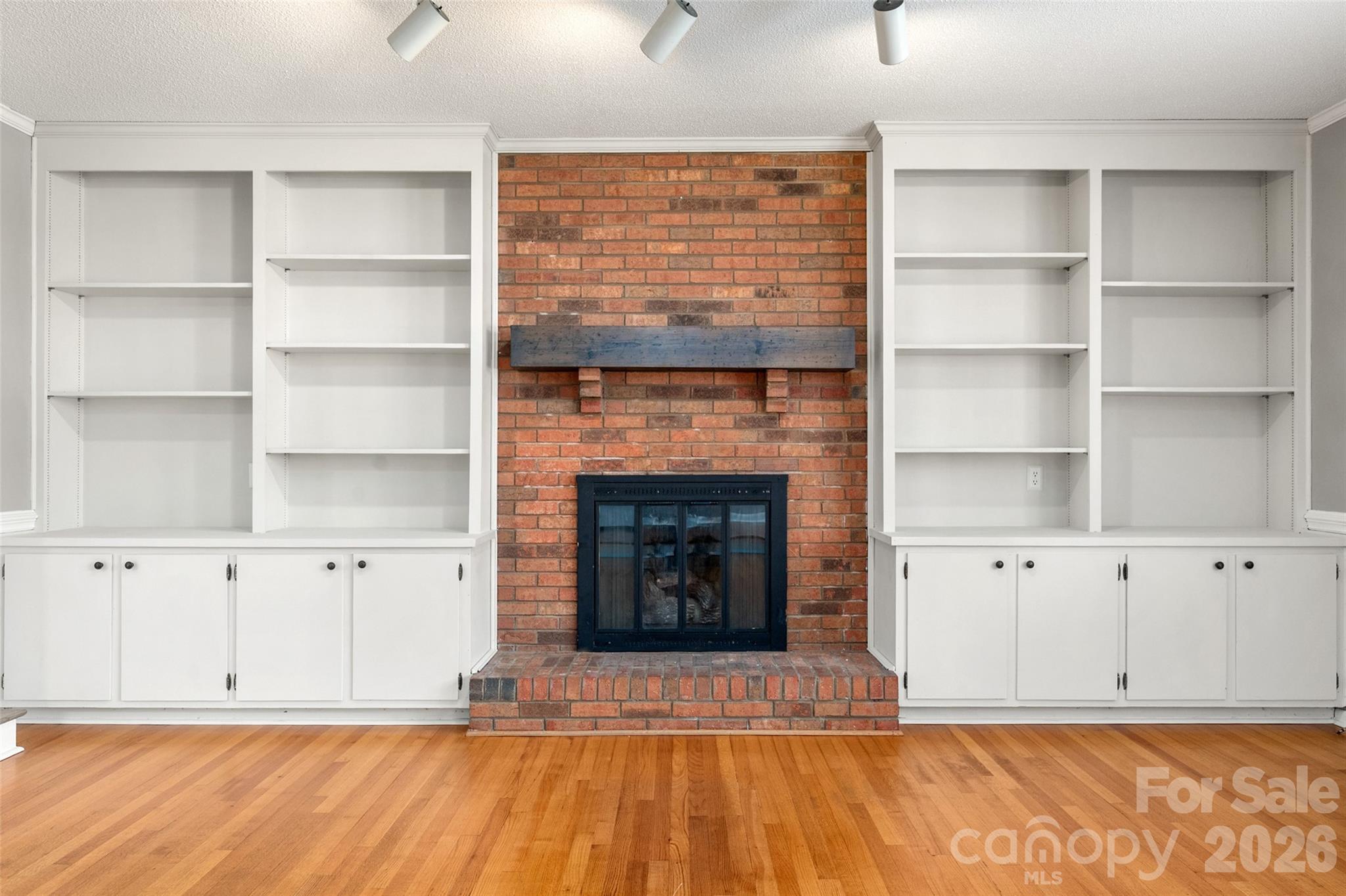 Beverly Woods - Residential