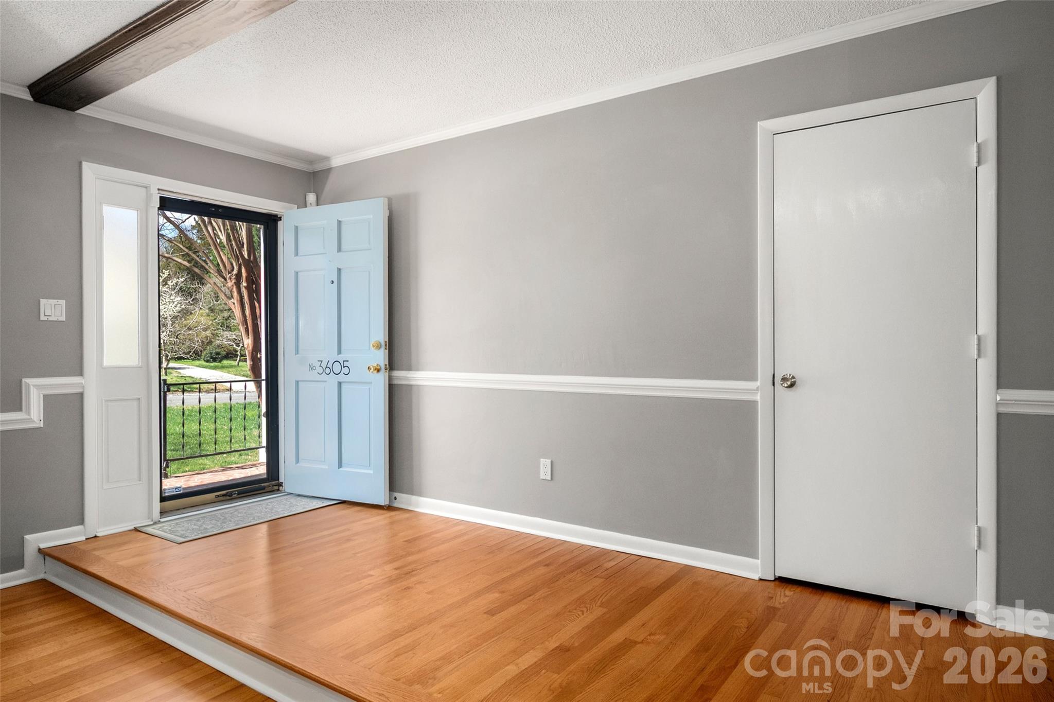 Beverly Woods - Residential