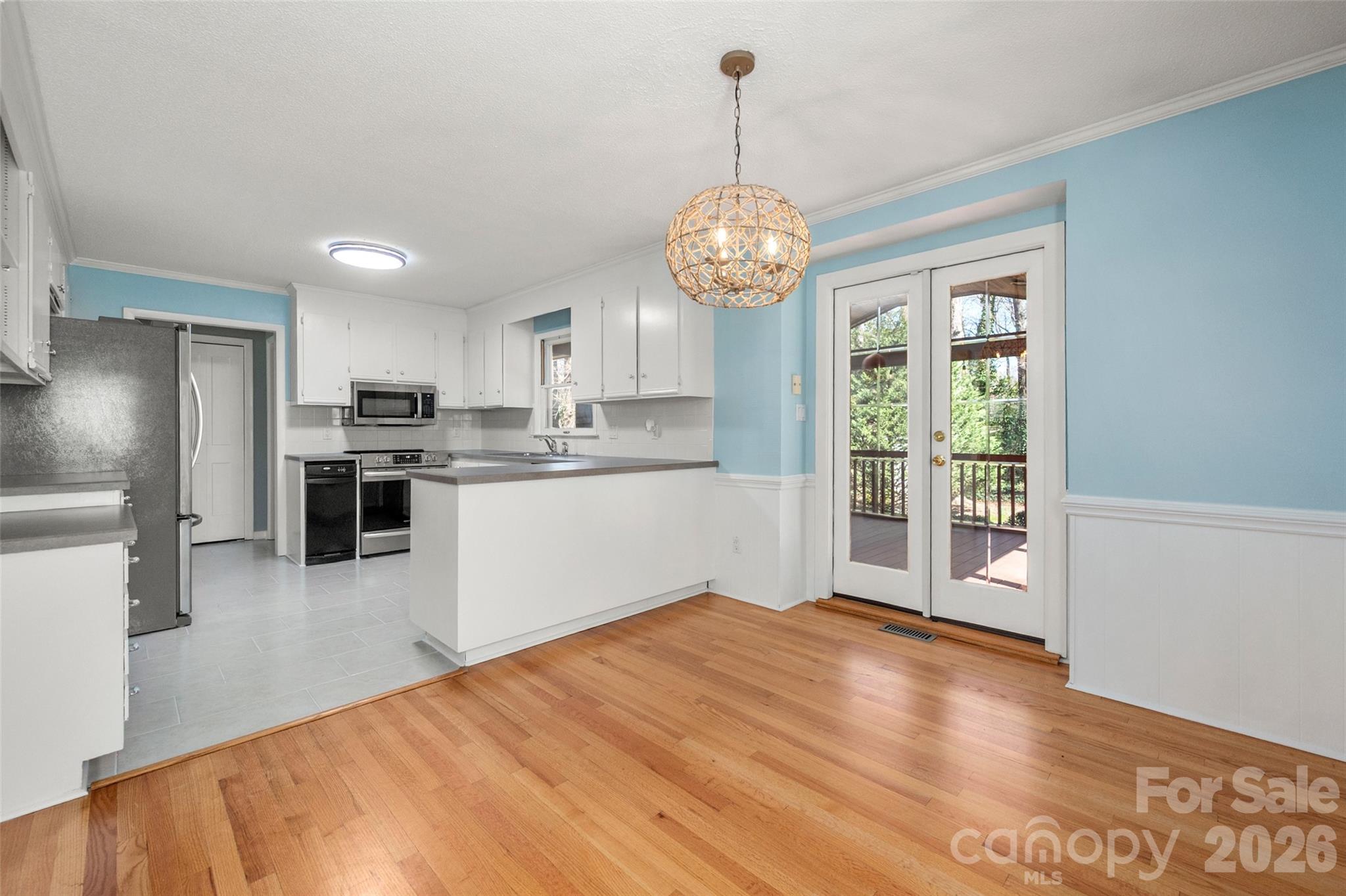 Beverly Woods - Residential