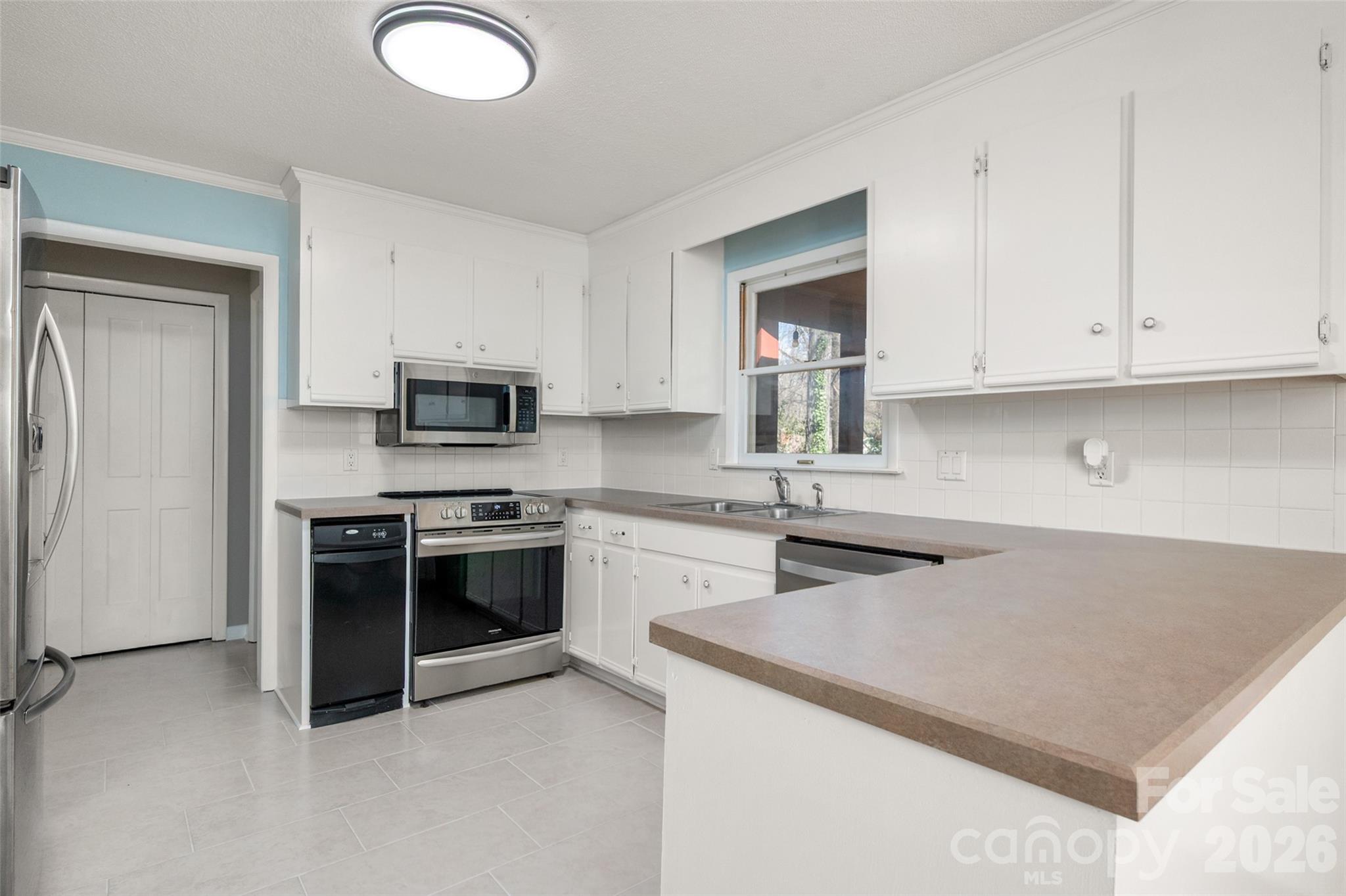 Beverly Woods - Residential