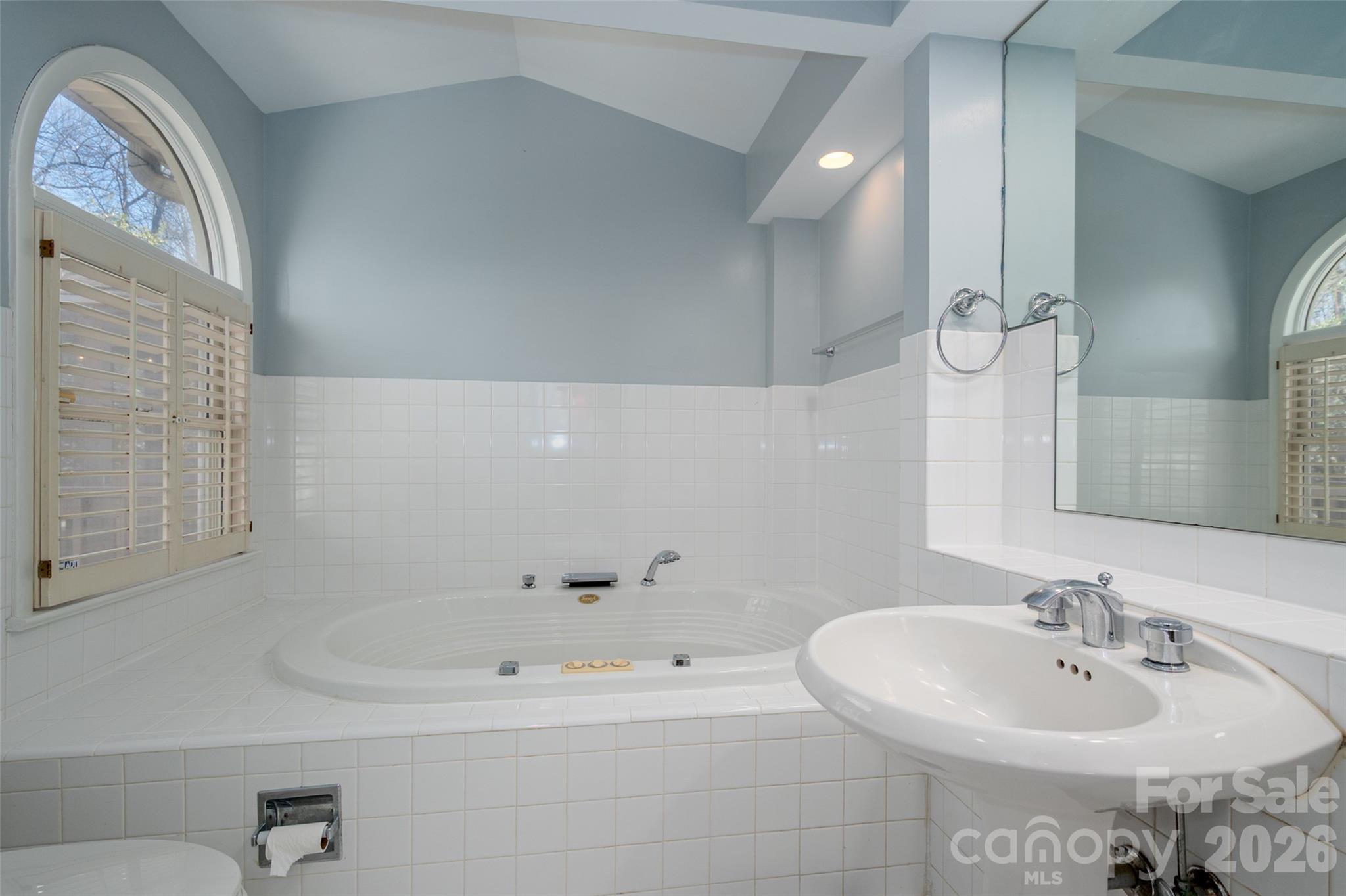 Beverly Woods - Residential