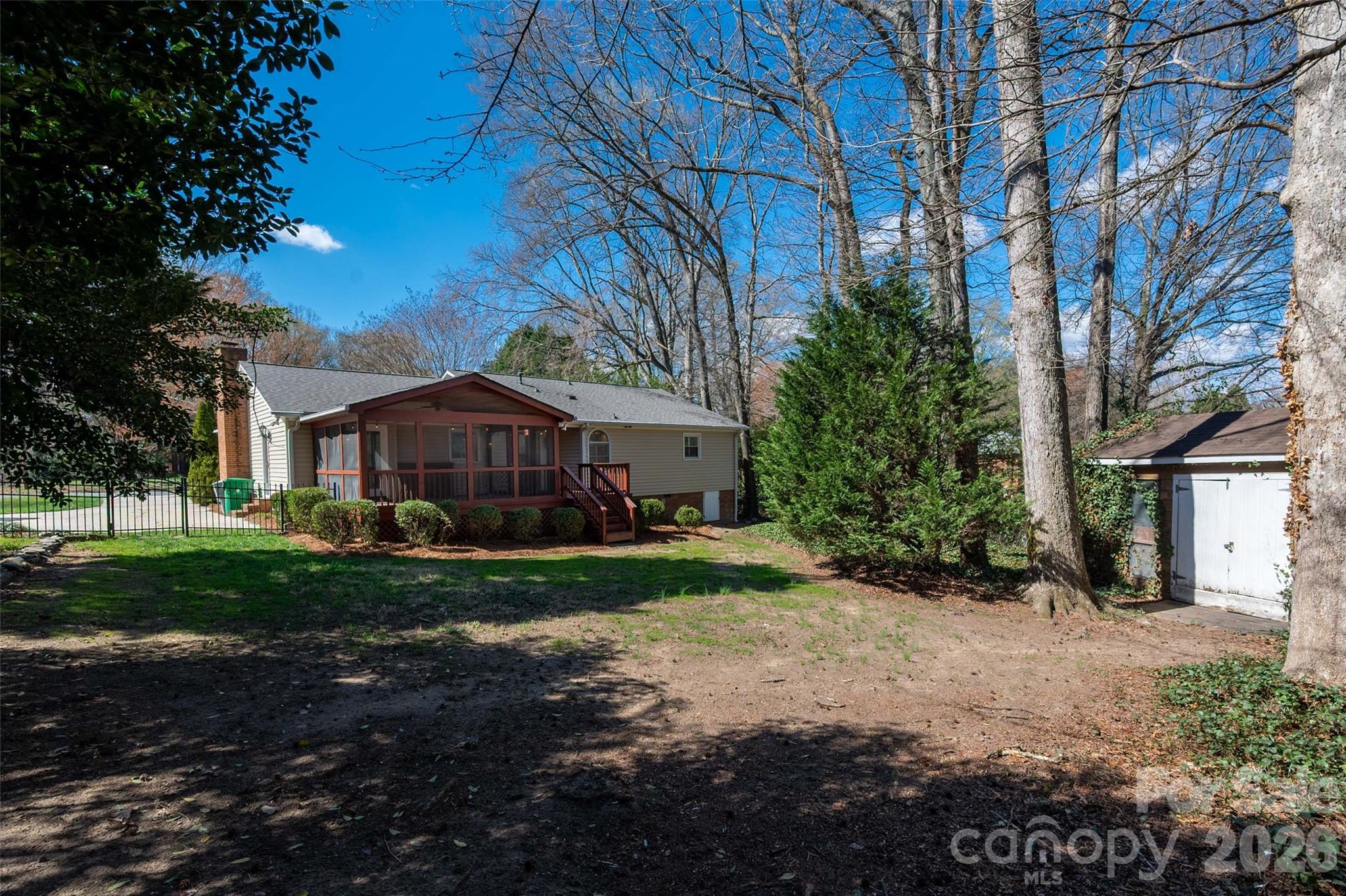 Beverly Woods - Residential