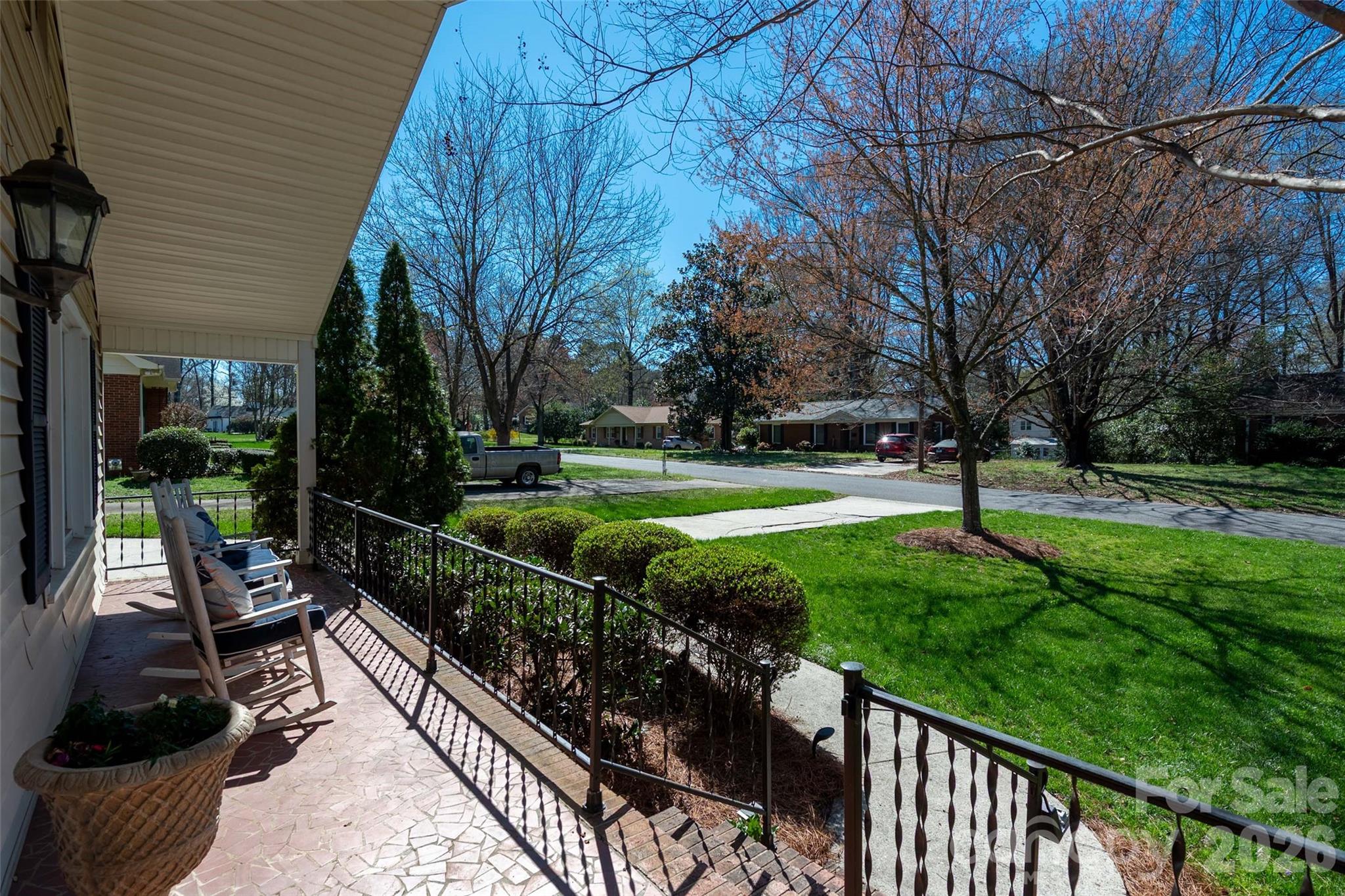 Beverly Woods - Residential