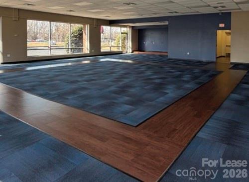 2410 W Roosevelt Boulevard