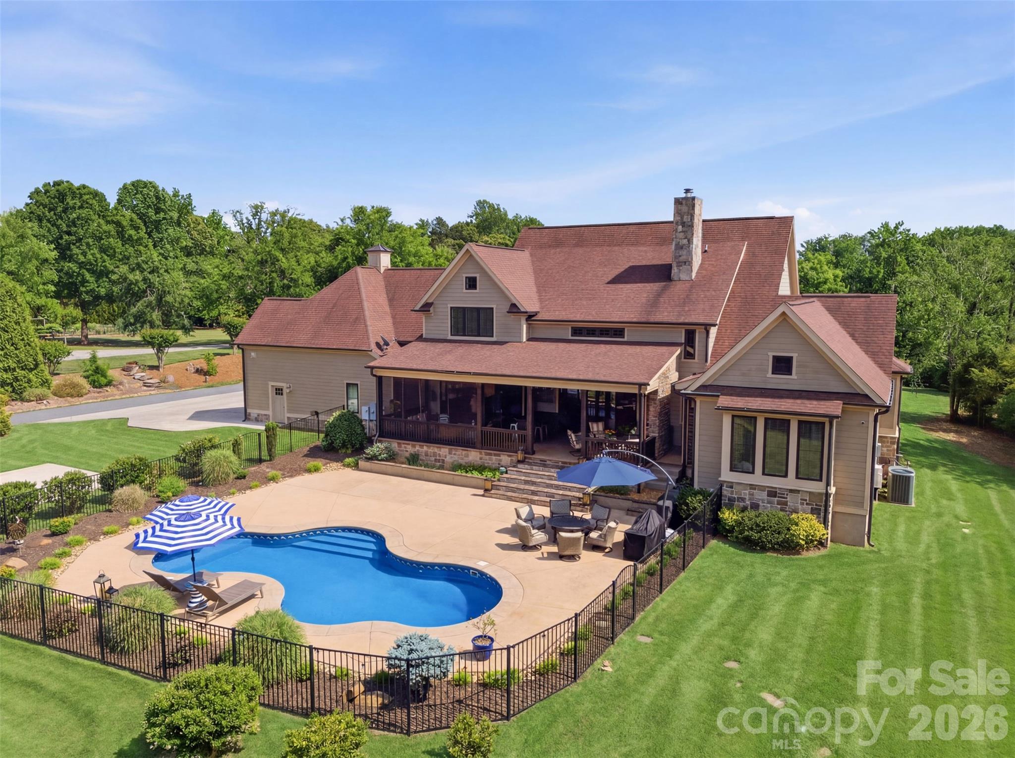 Davidson Equus - Residential