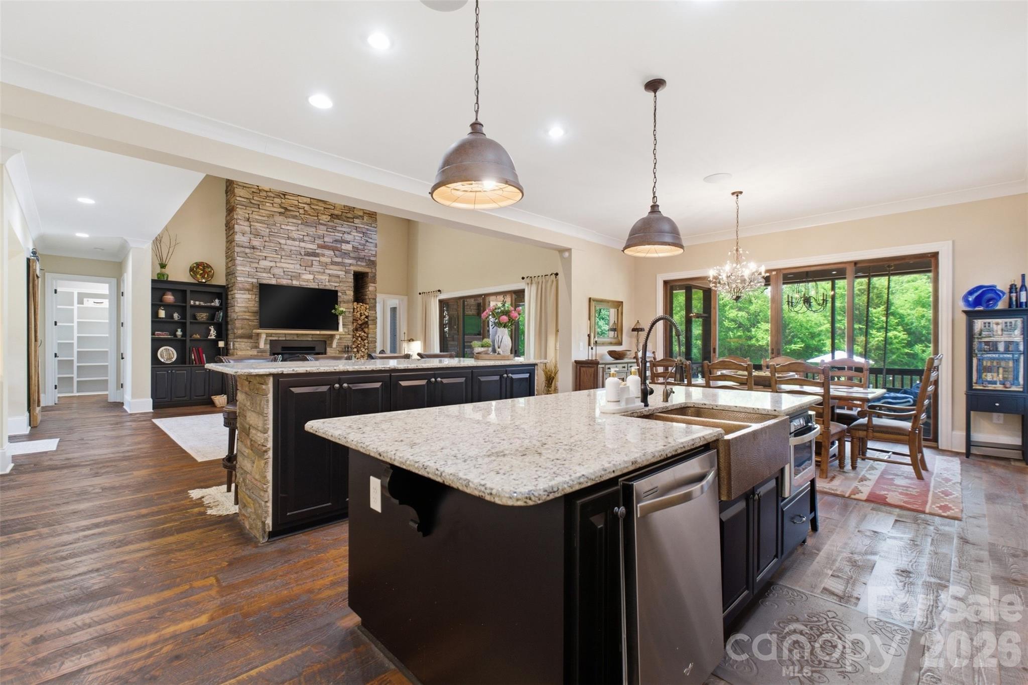 Davidson Equus - Residential