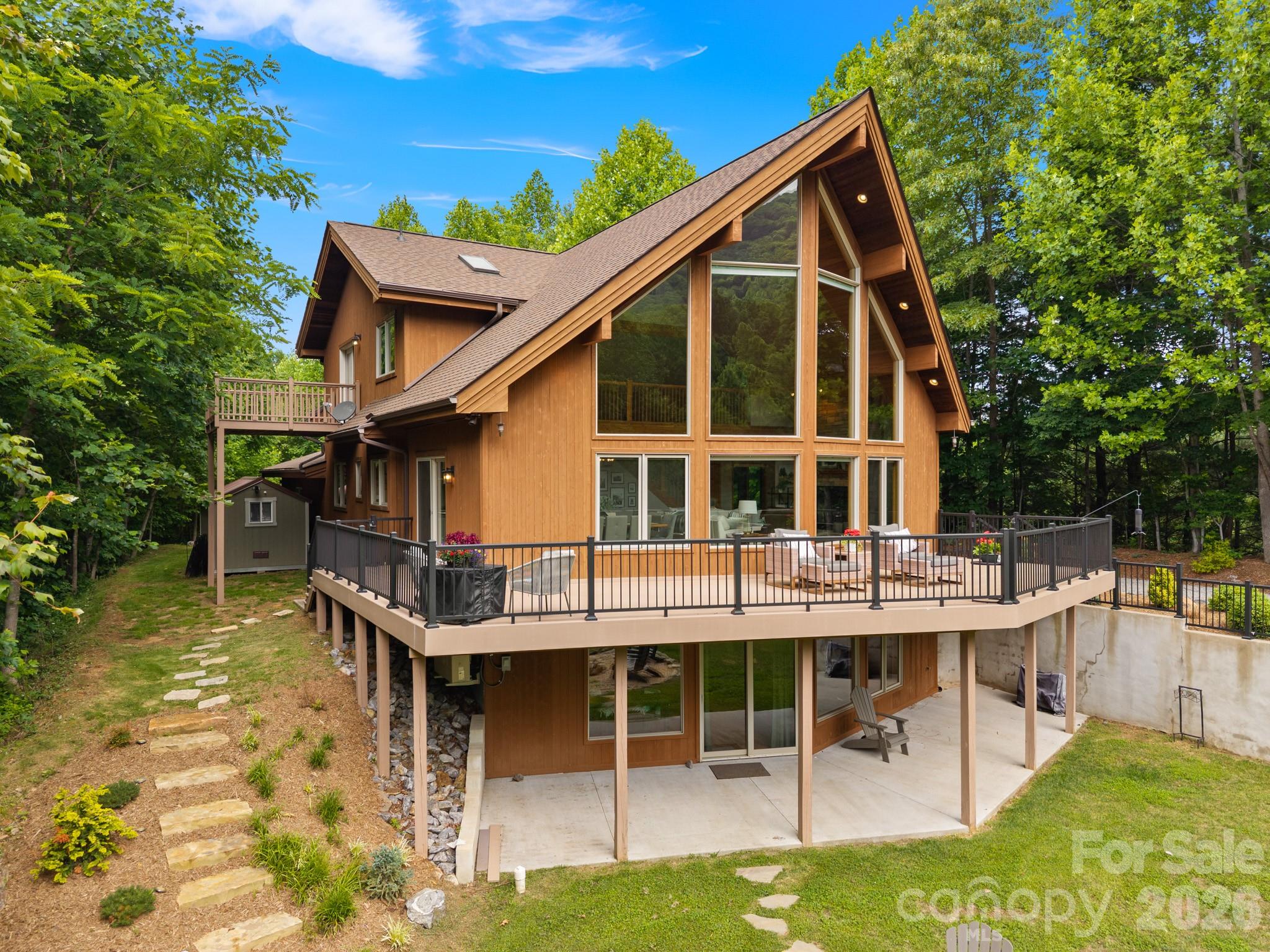 49 Western Eagle Drive