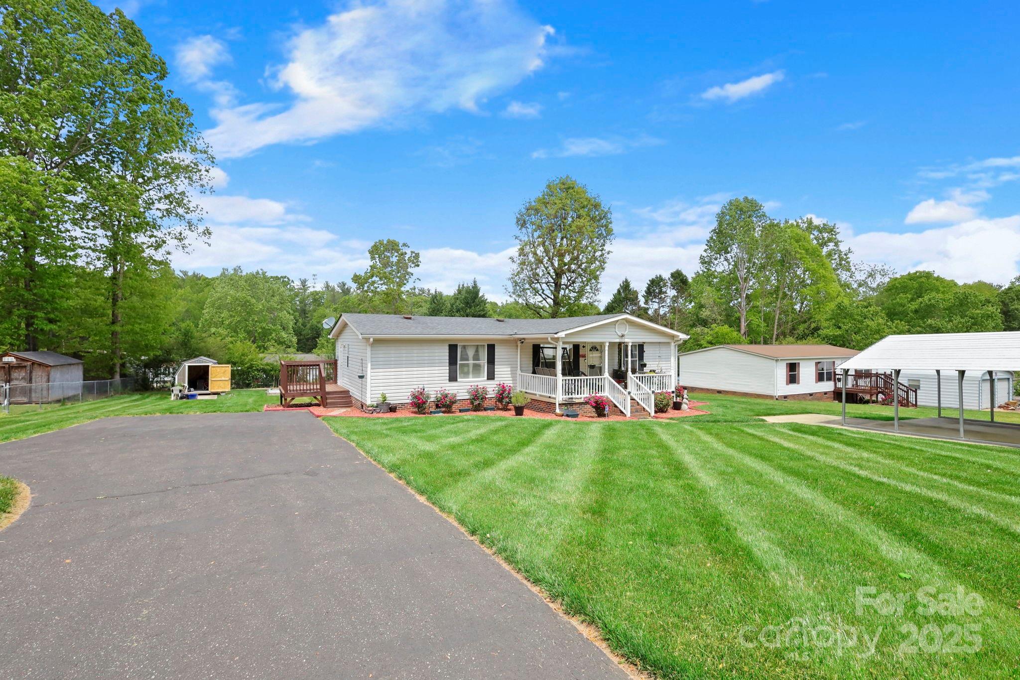 3570 Fox Run
