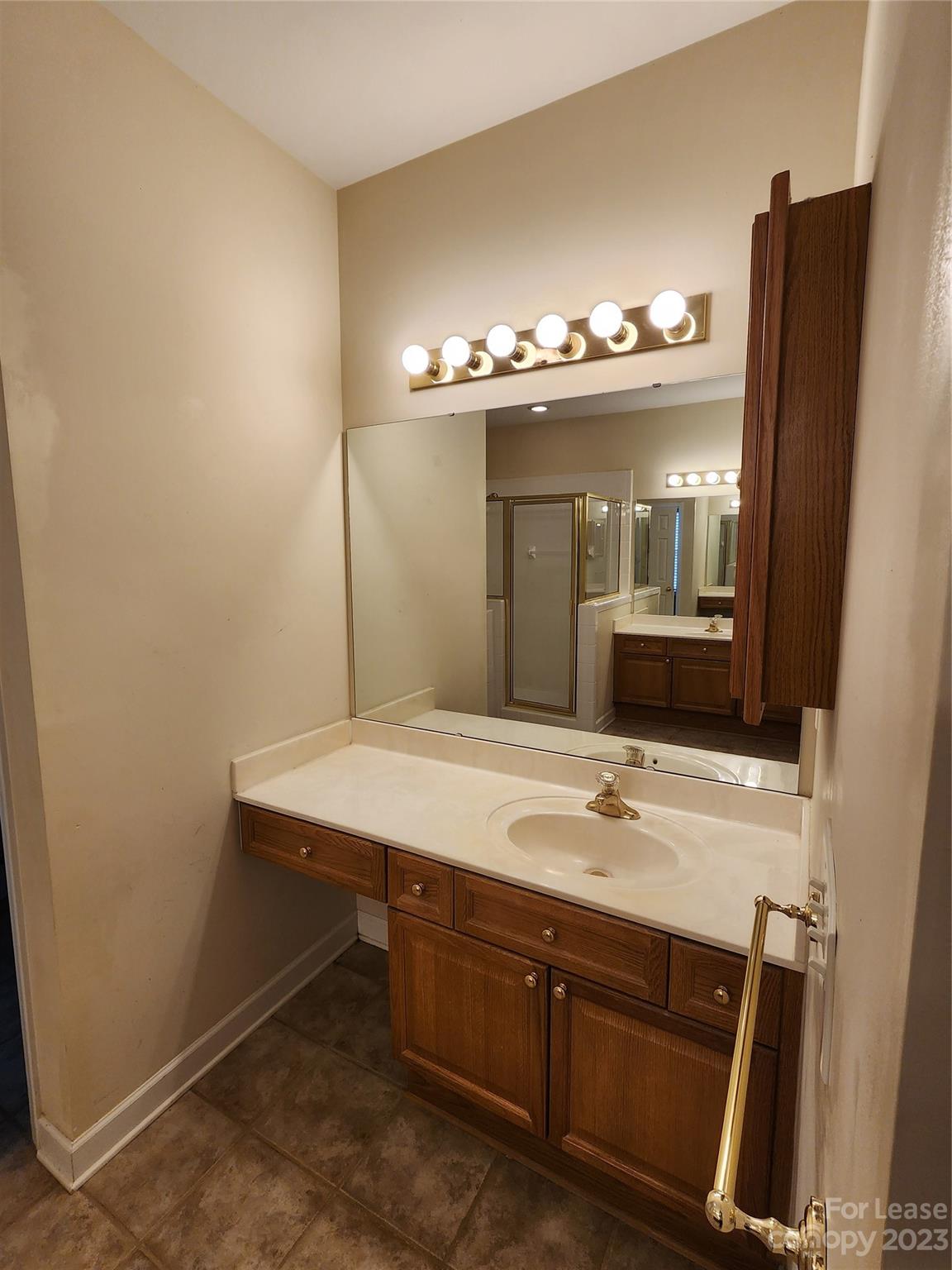 Hampton Place - Residential Lease