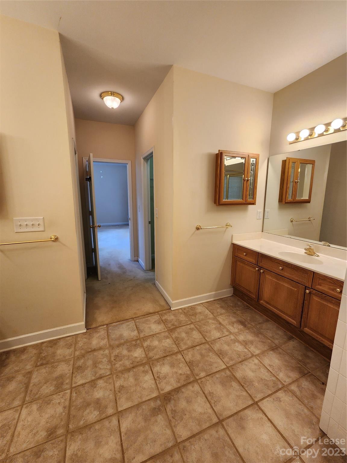 Hampton Place - Residential Lease