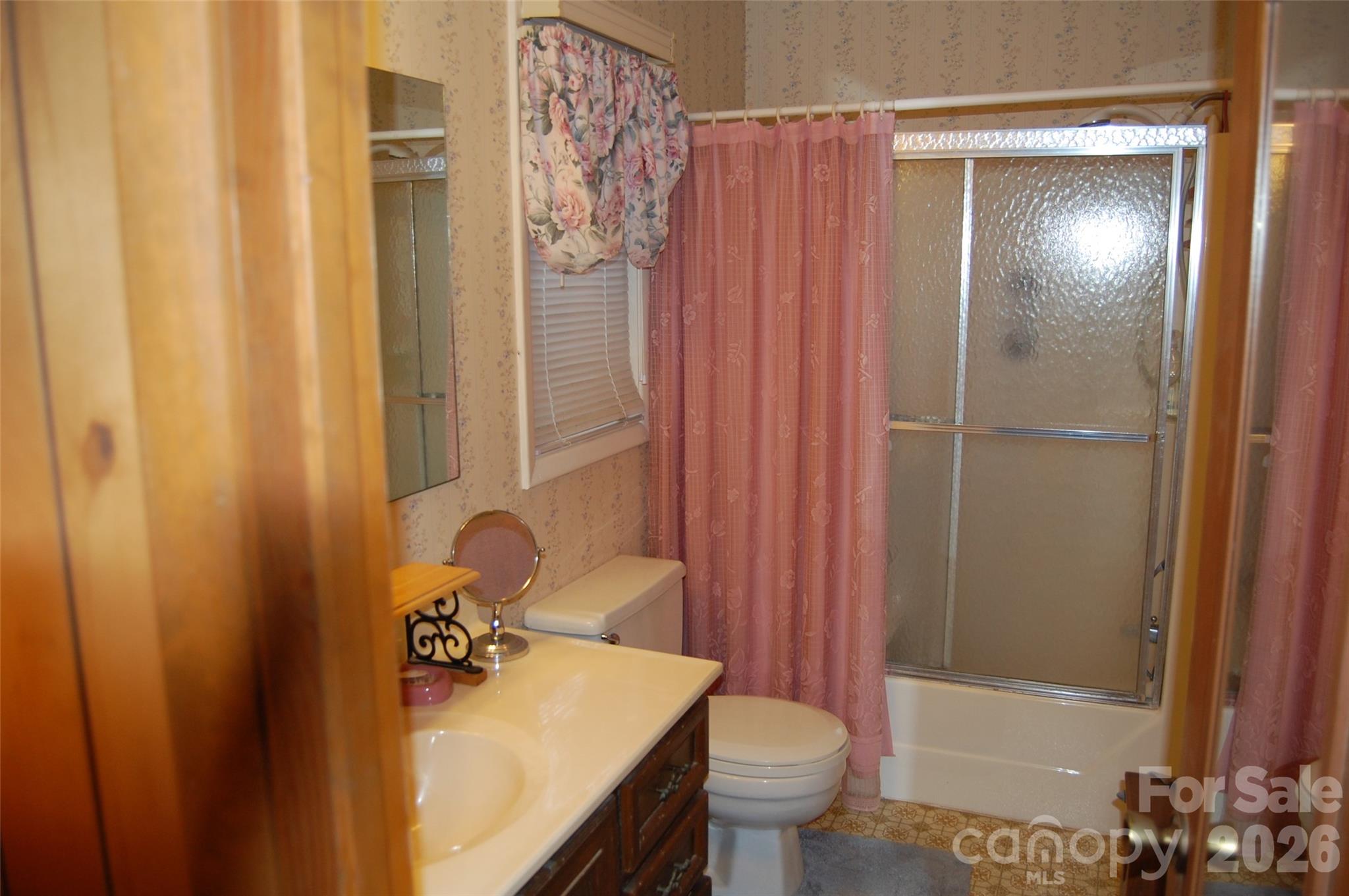 Linville Land Harbor - Residential